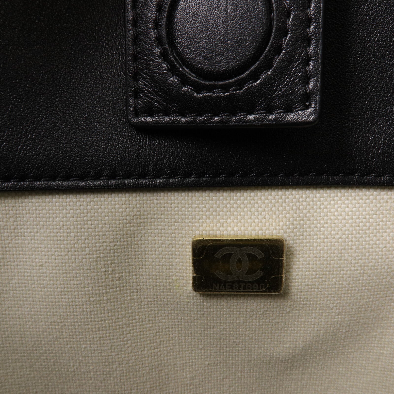 CHANEL 牛皮皮革Bucket Bag肩背袋