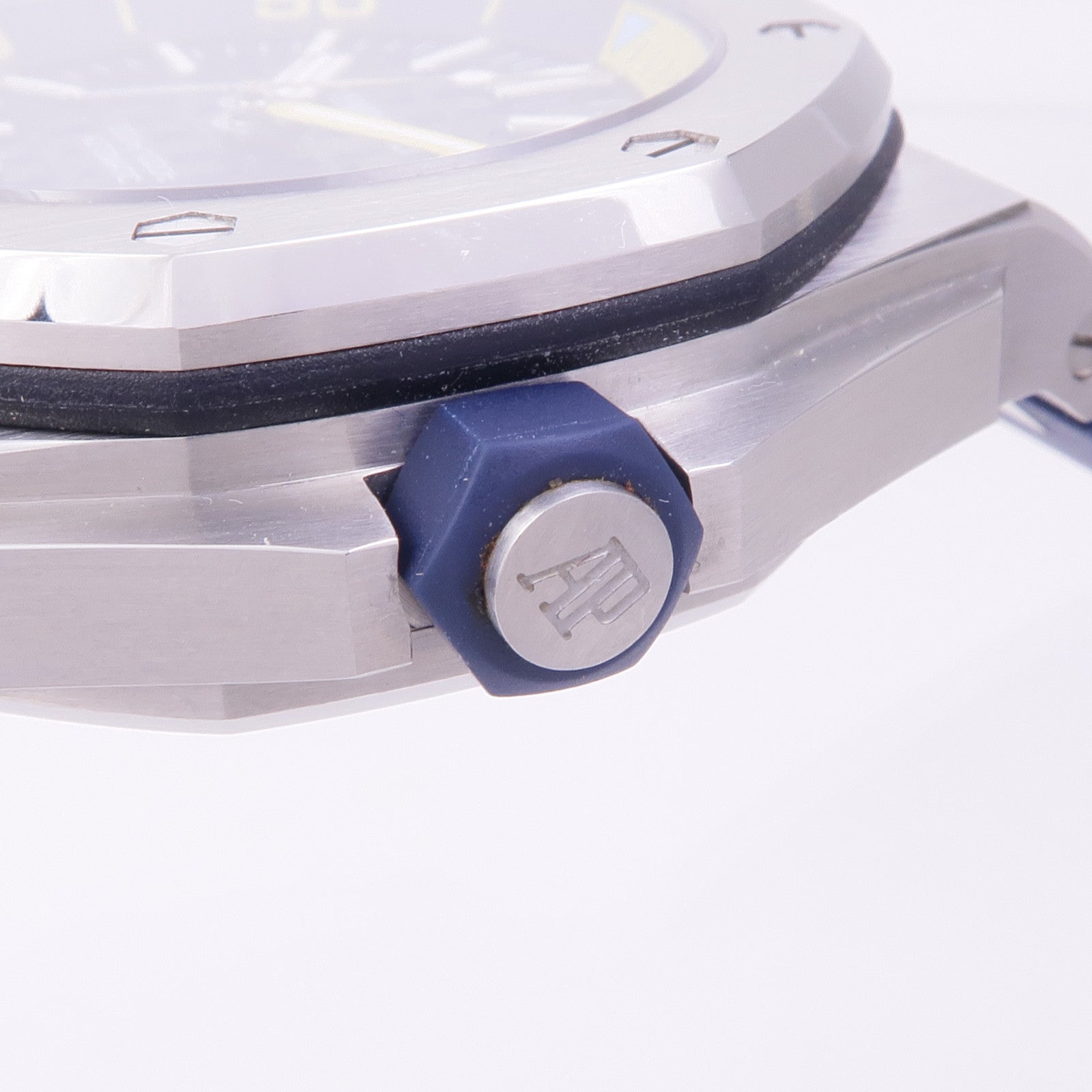 AUDEMARS PIGUET Royal Oak Offshore Diver 15710ST