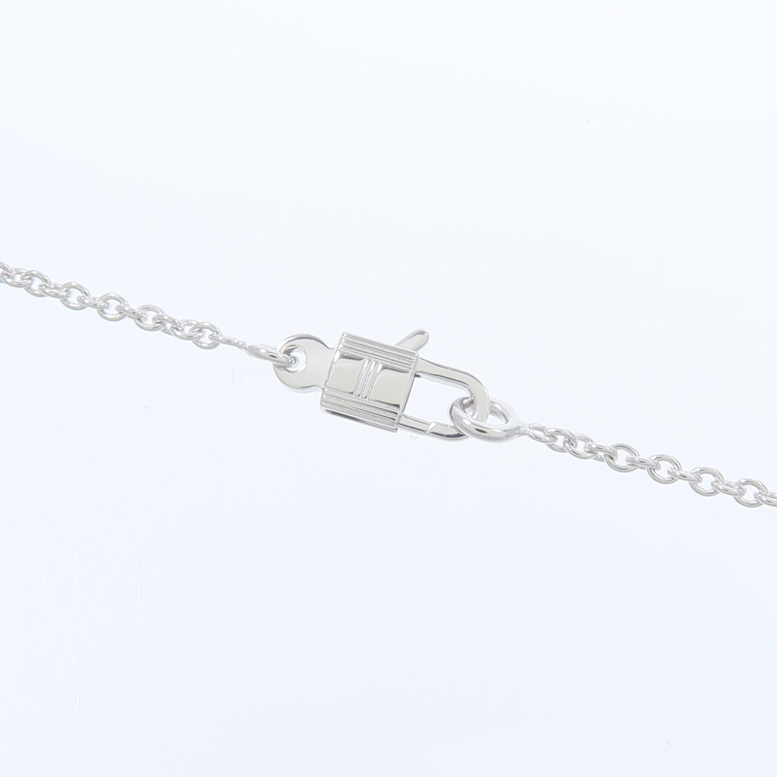 HERMES 18K白金Amulettes Constance Pentant鑽石項鍊