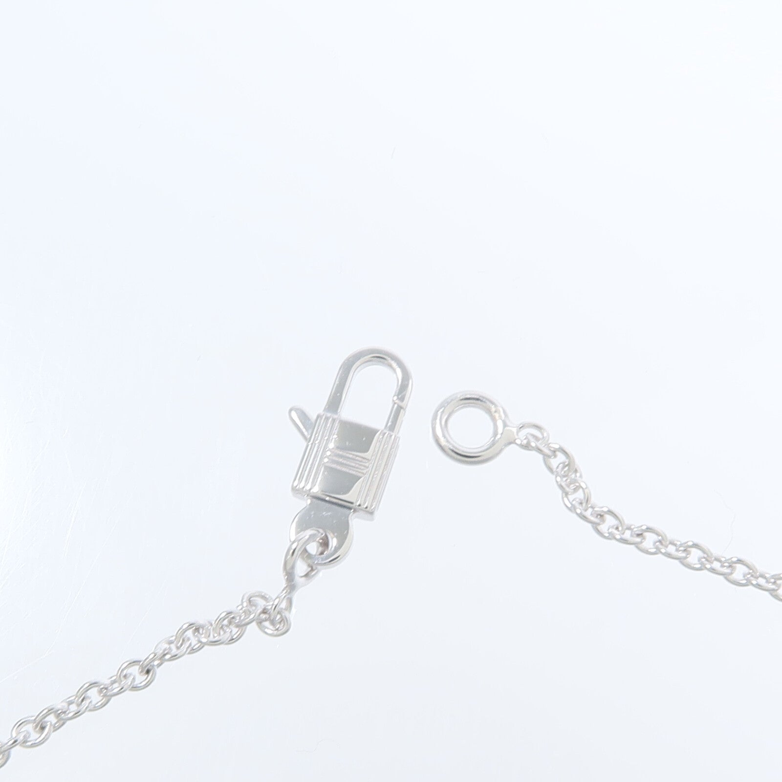 HERMES 18K白金Amulettes Constance Pentant鑽石項鍊