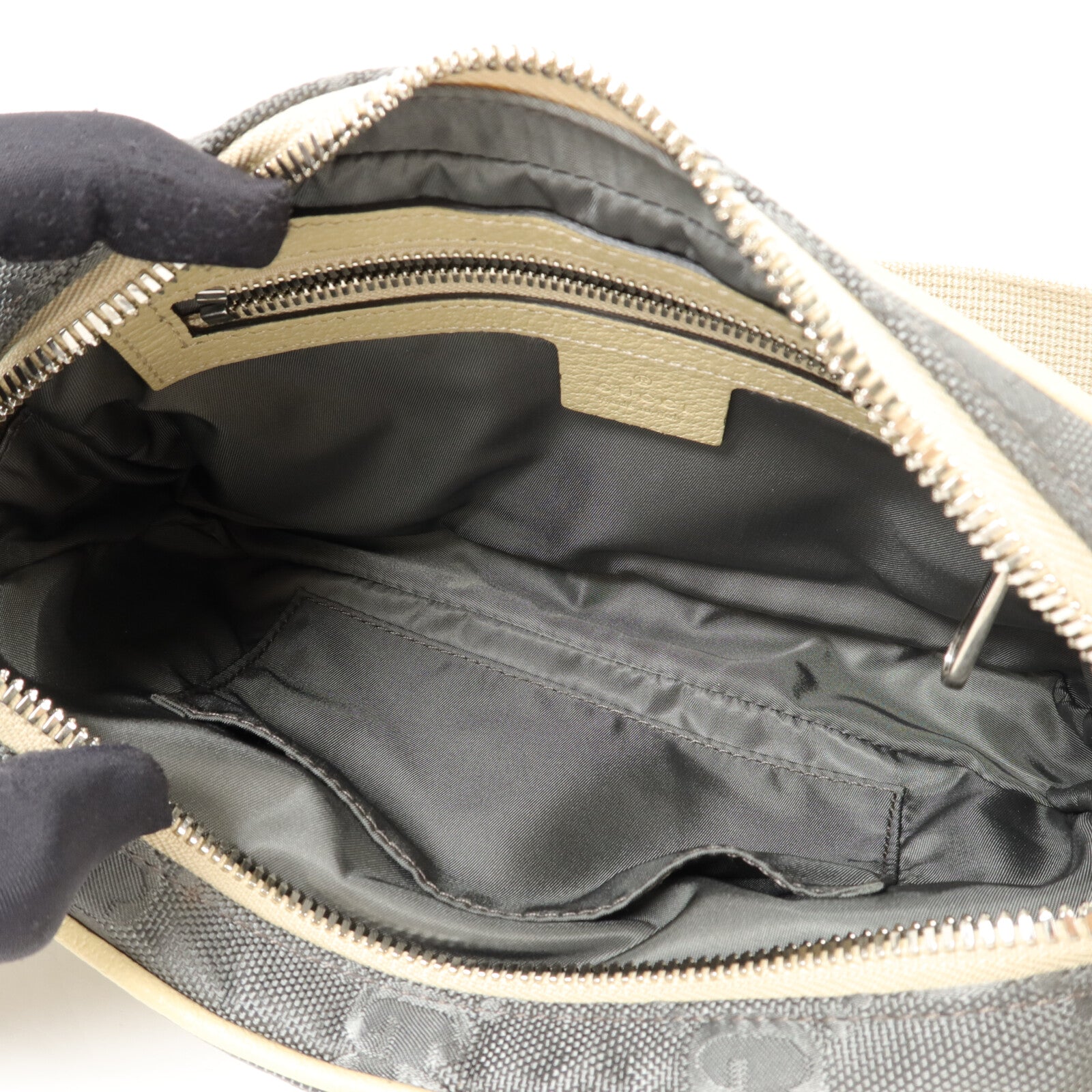 GUCCI 尼龍GG Nylon Off The Grid腰包