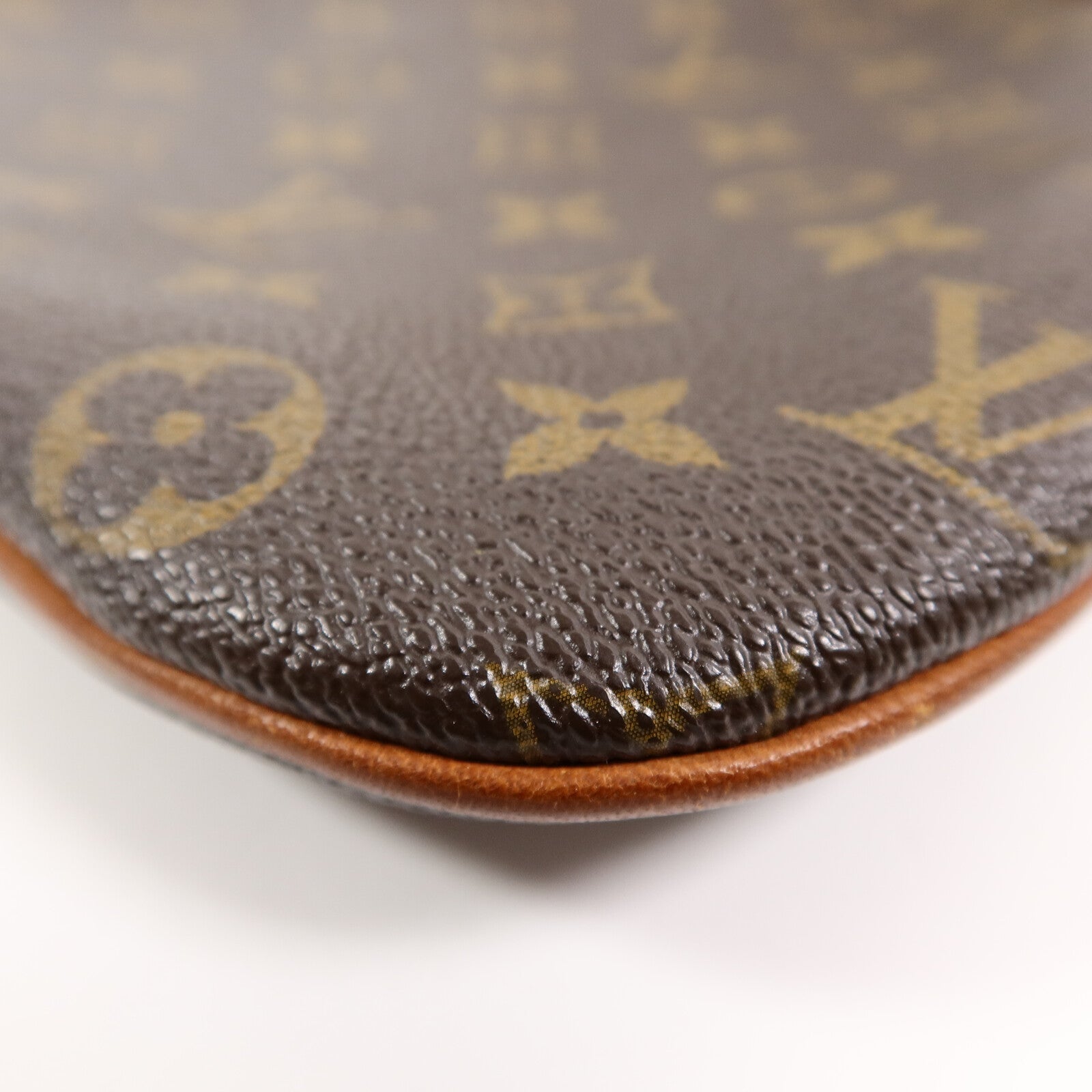 LOUIS VUITTON Monogram Pochette Bosphore肩背袋
