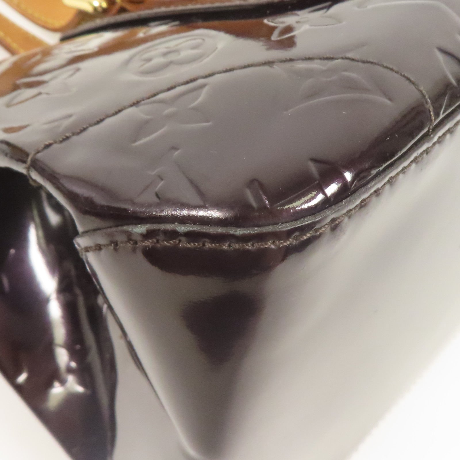 LOUIS VUITTON Vernis Rosewood Avenue金扣肩背袋