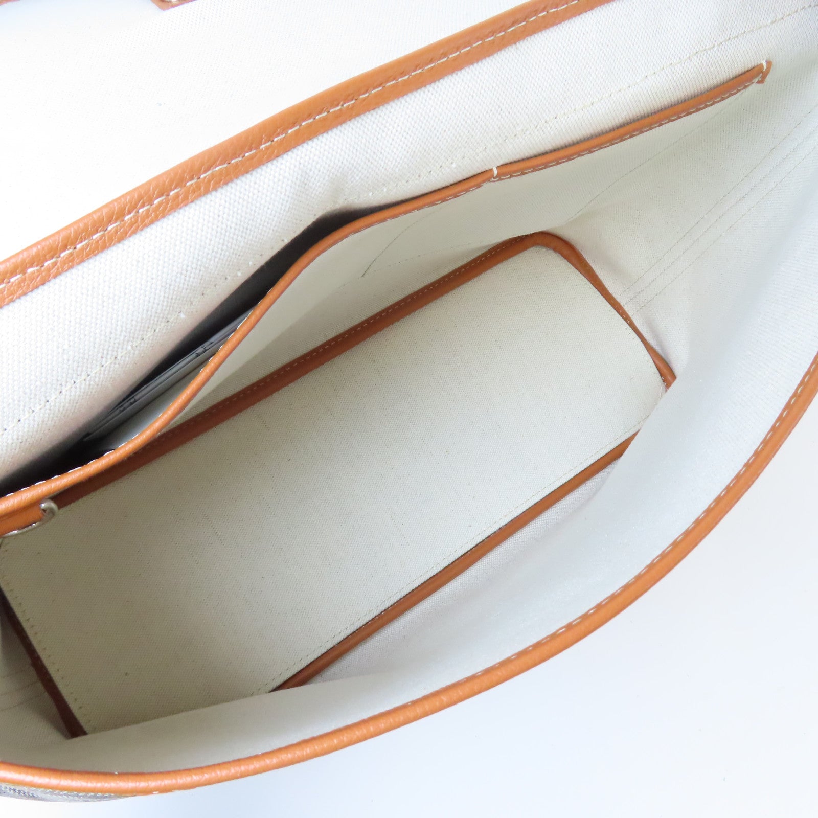 GOYARD 塗層帆布Capetien Messenger Bag銀扣肩背袋黑色/啡色