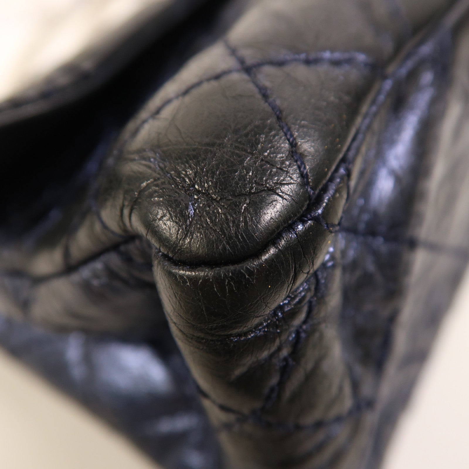 CHANEL 牛皮皮革2.55銀扣鏈帶肩背袋