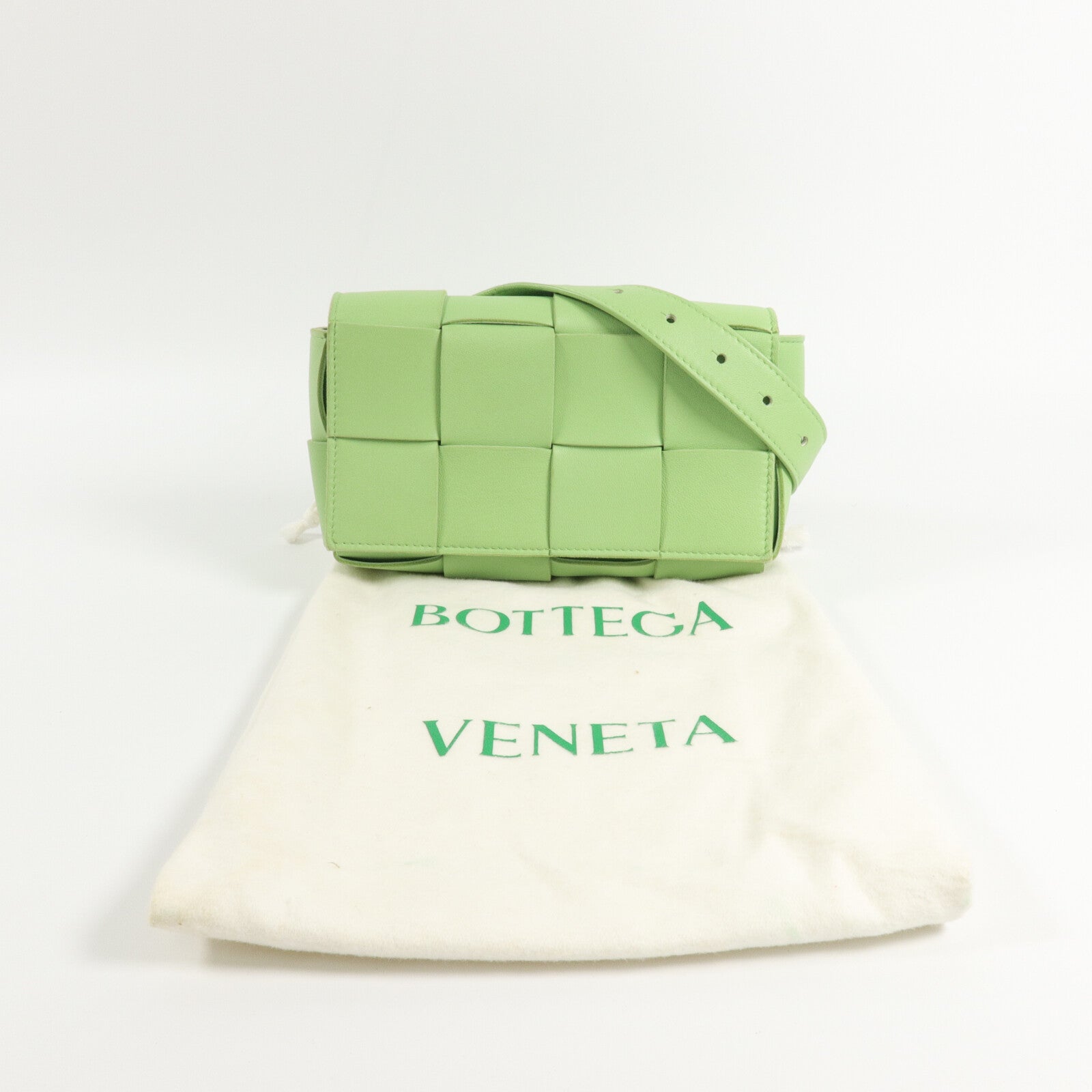 BOTTEGA VENETA 羊皮皮革Mini Cassette Belt Bag腰包