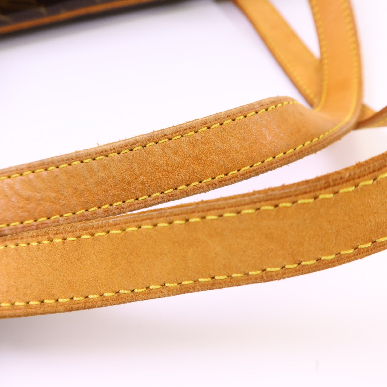 LOUIS VUITTON Monogram Cite GM金扣肩背袋棕色