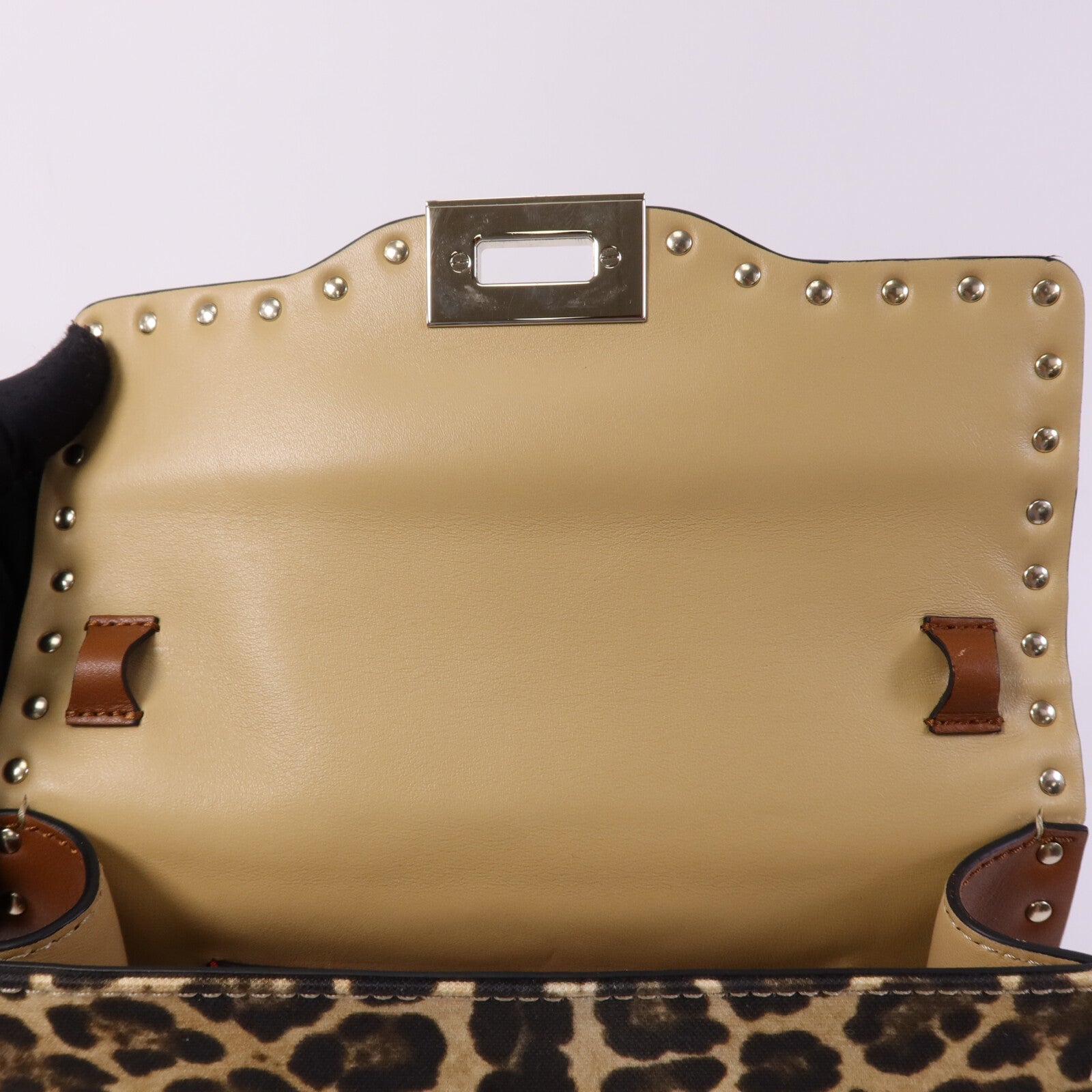 Valentino 牛皮皮革/帆布Garavani Rockstud金扣肩背袋