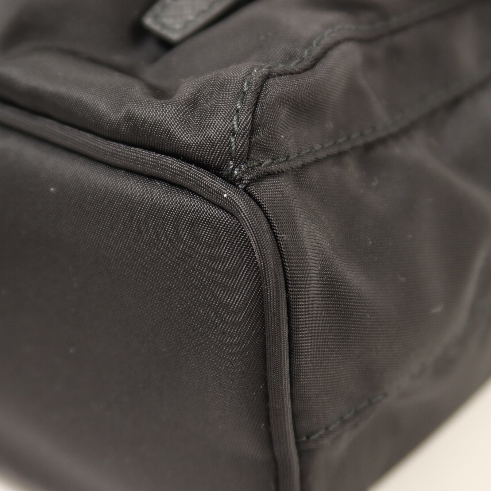 PRADA 尼龍Mini Backpack Chain Shoulder銀扣鏈帶手挽肩背兩用袋