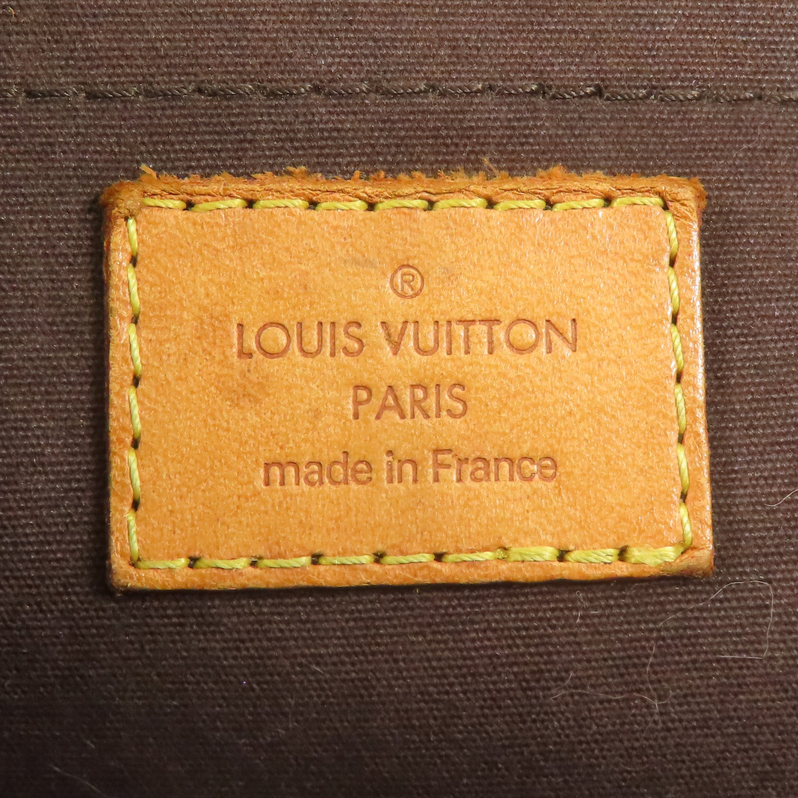 LOUIS VUITTON Vernis Rosewood Avenue金扣肩背袋