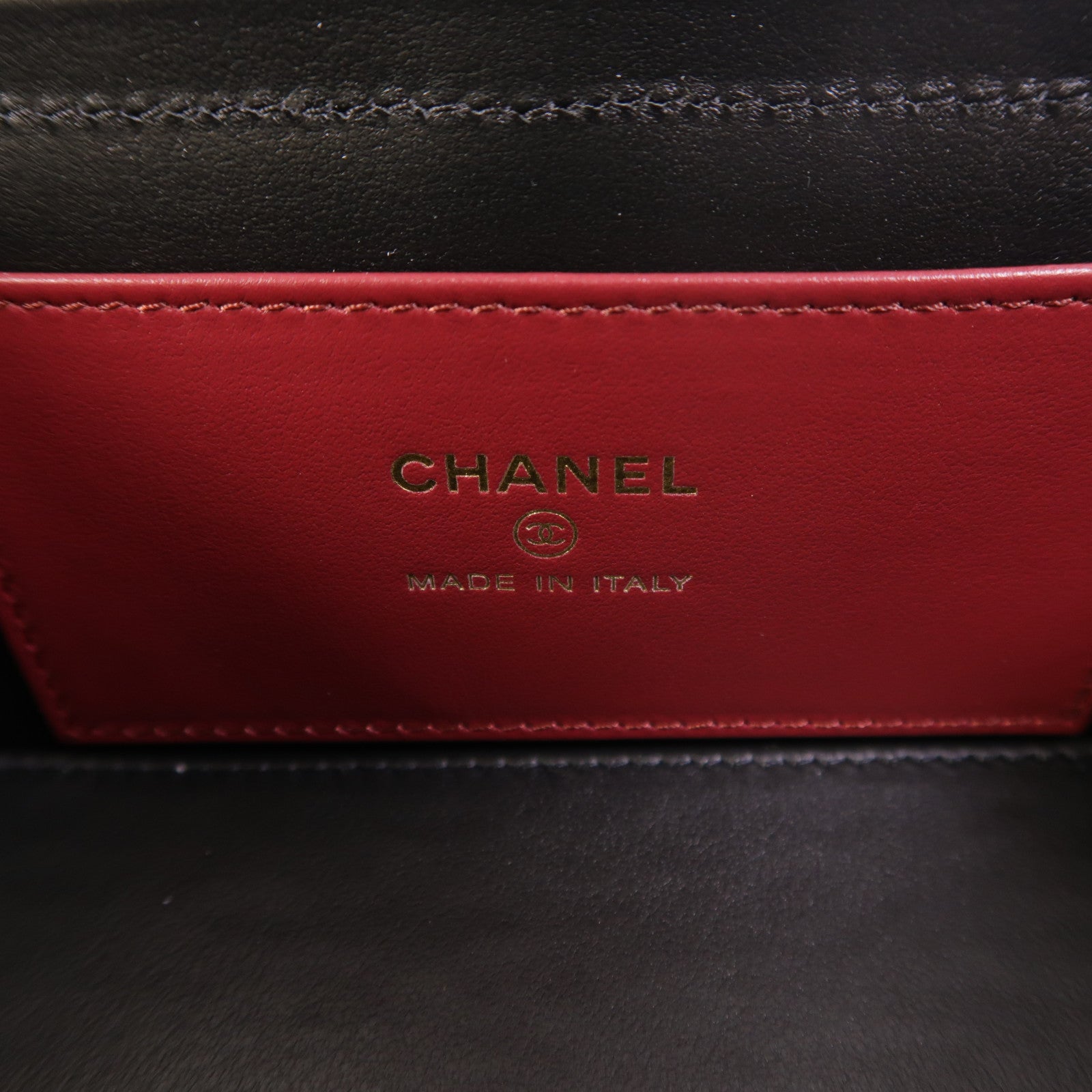 CHANEL 牛皮皮革Preppy Vanity Case金扣肩背袋
