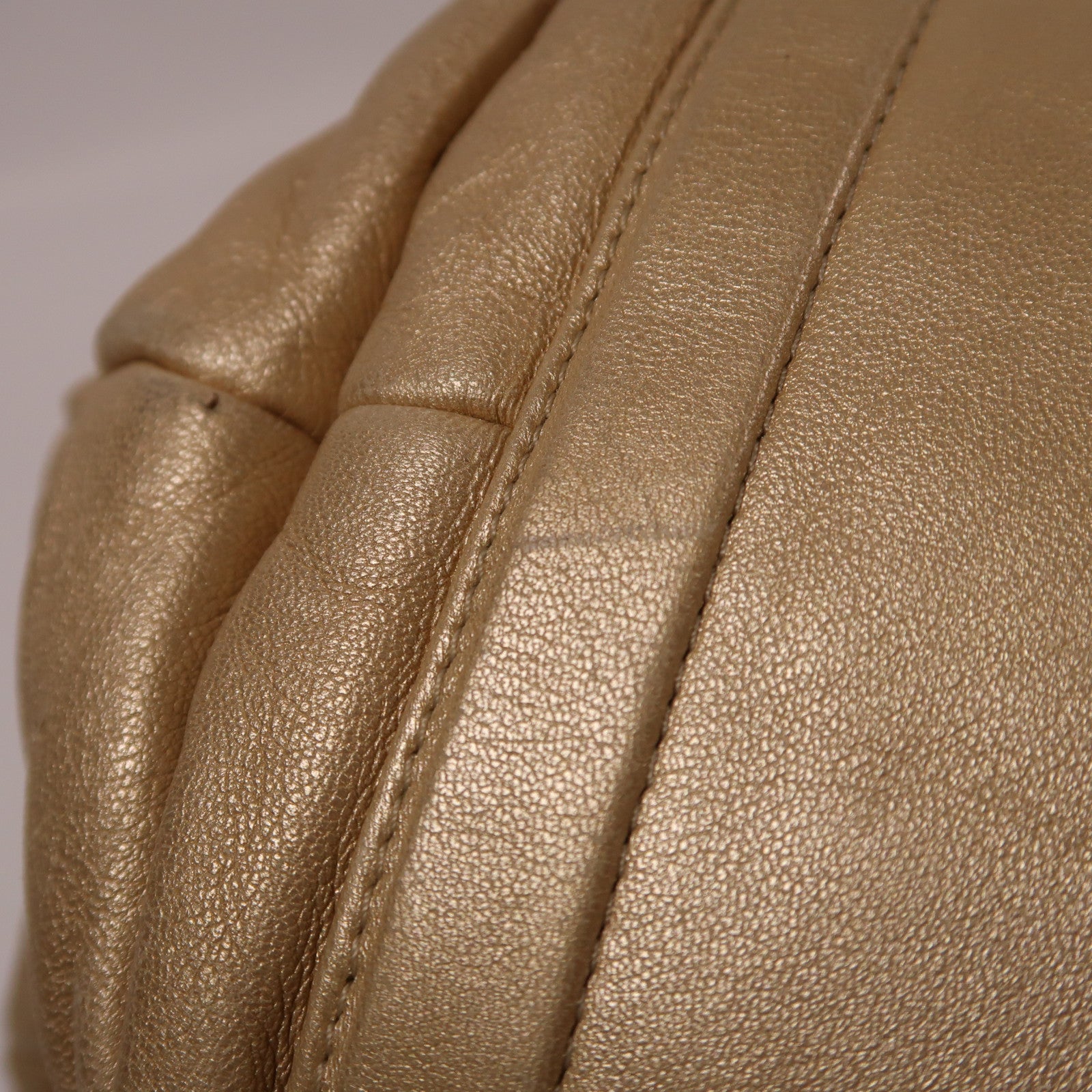 CHANEL 皮革Coco Cocoon金扣手挽袋