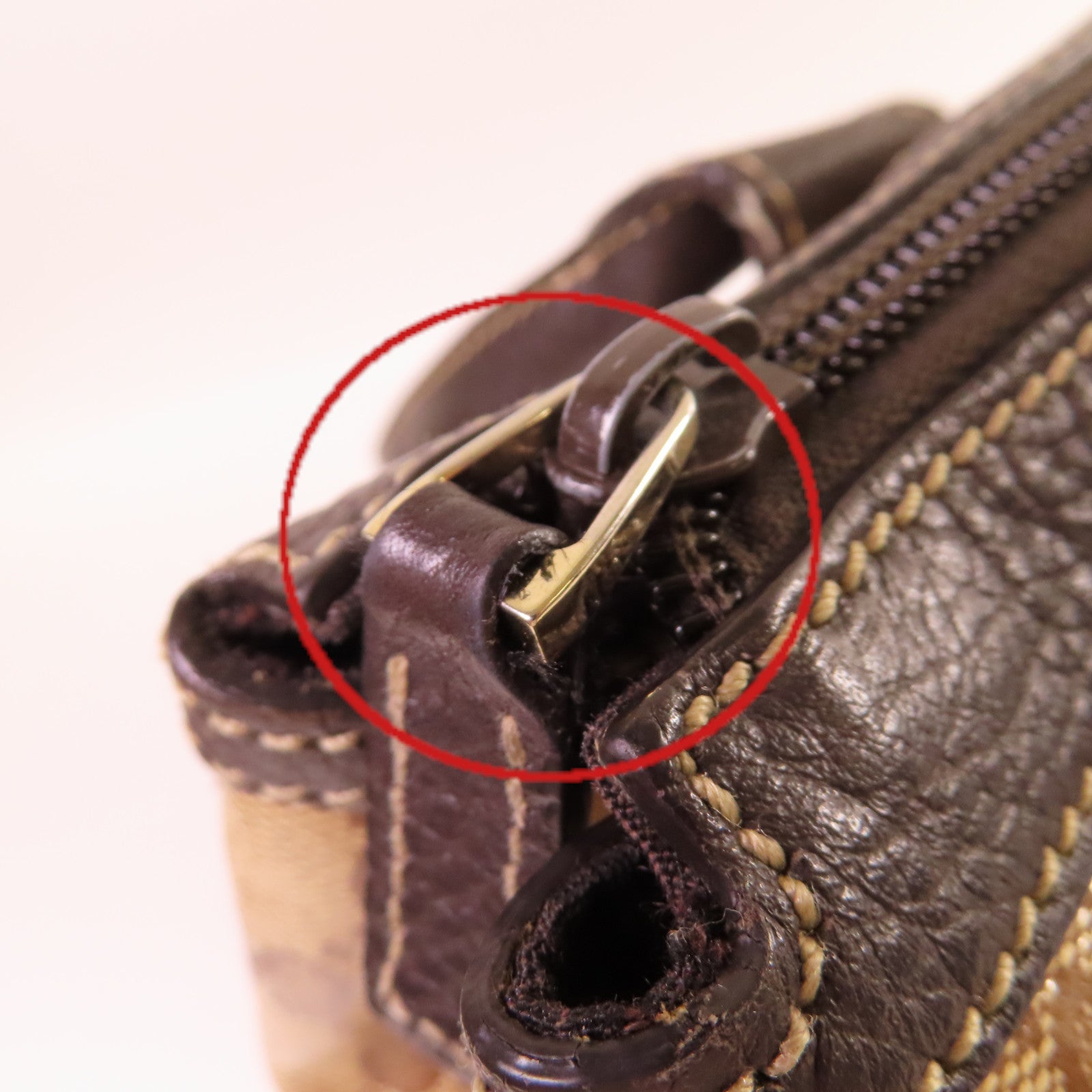 GUCCI 【激減優惠】塗層帆布Shoulder Bag金扣肩背袋啡色