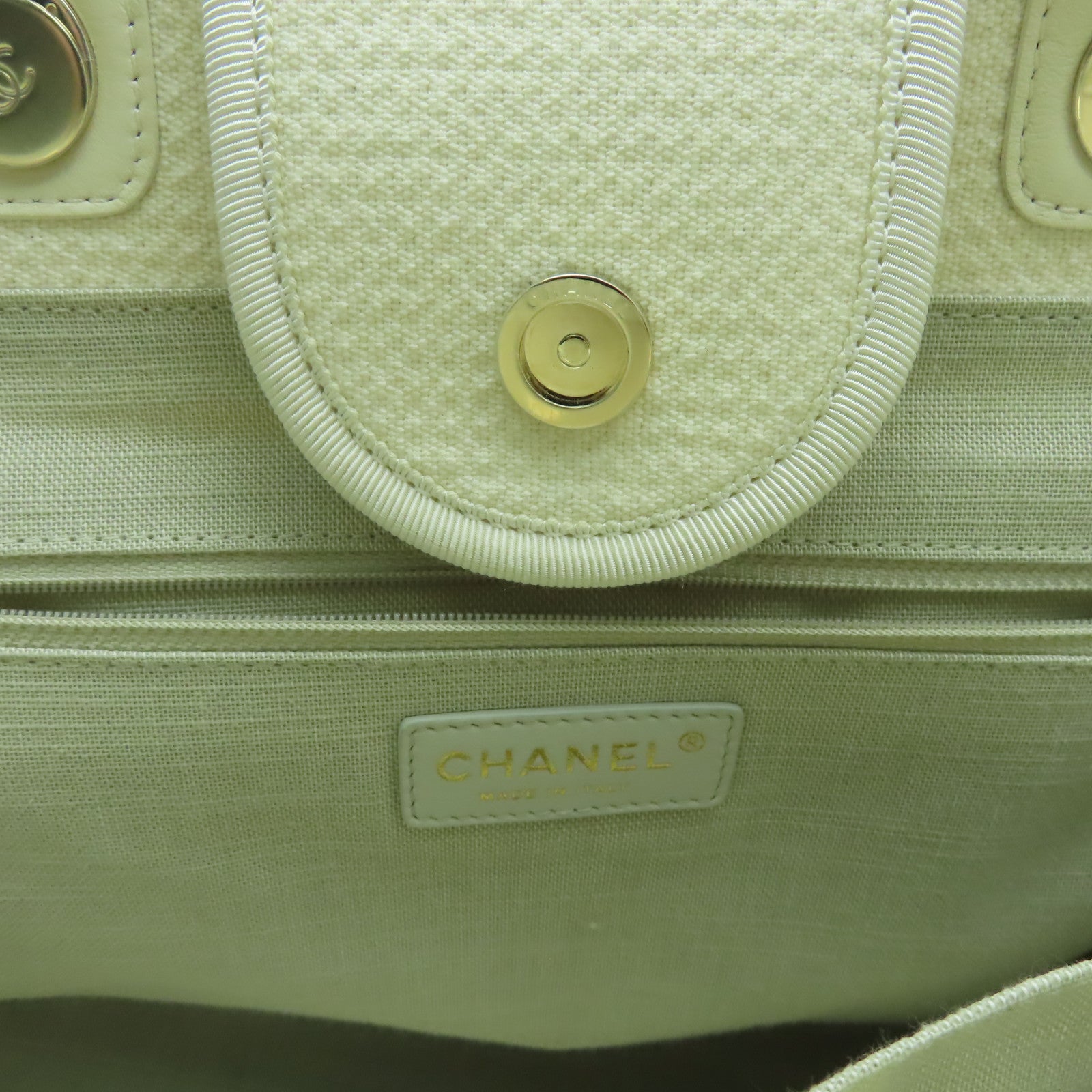 CHANEL 【激減優惠】帆布Deauville Tote Bag金扣手挽肩背兩用袋米色
