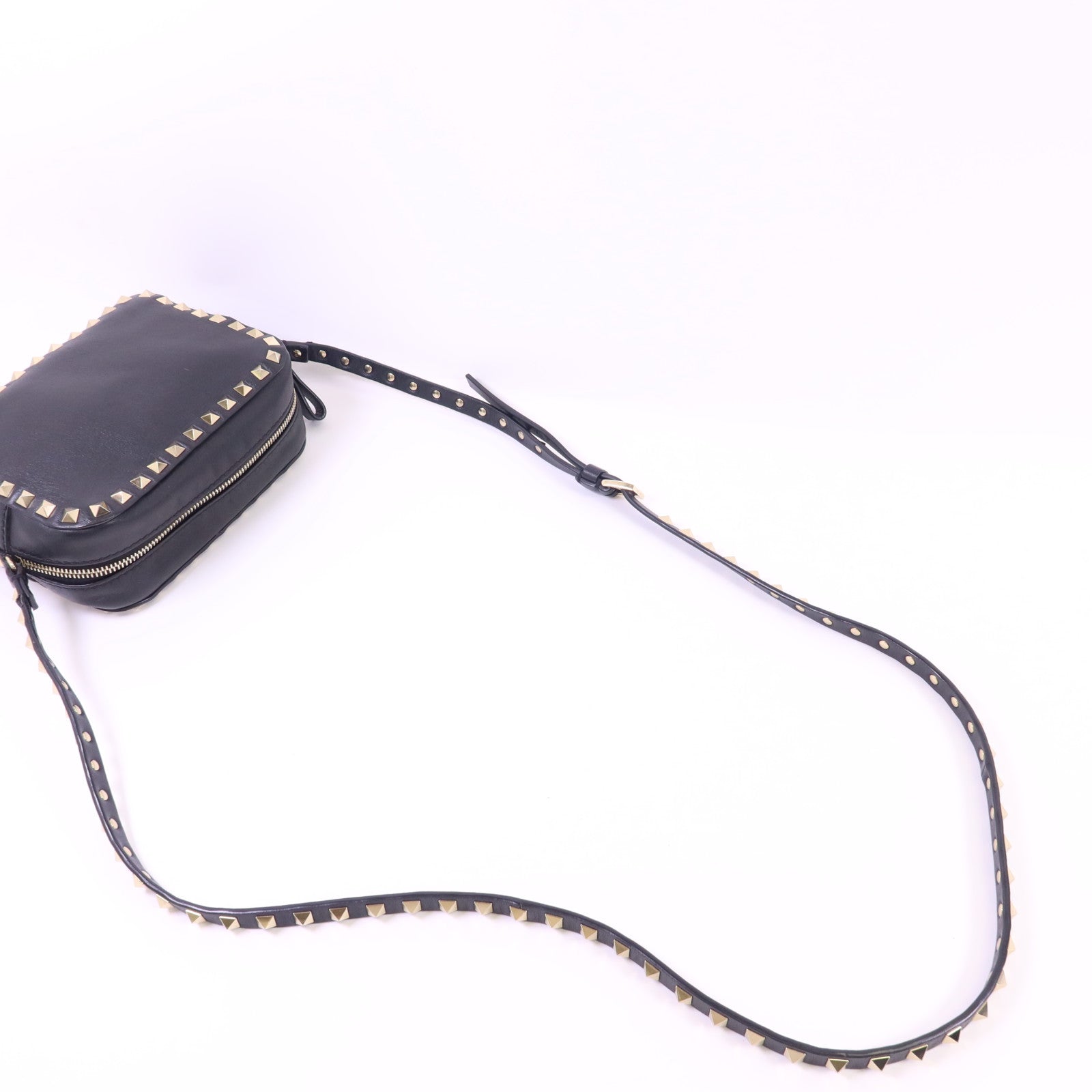 Valentino 牛皮皮革Rockstud Crossbody金扣肩背袋