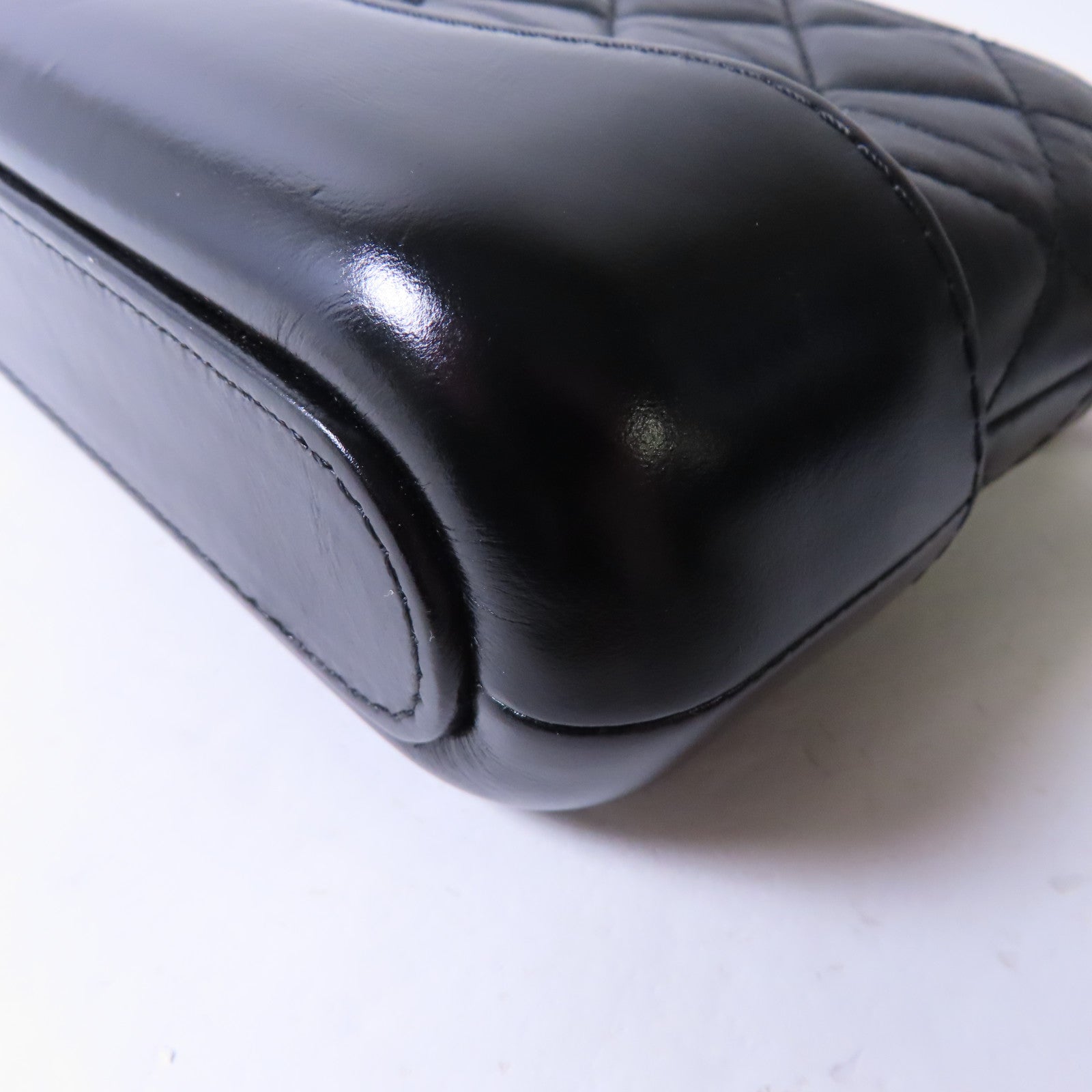 CHANEL 菱格牛皮皮革Gabrielle Clutch金/銀扣鏈帶肩背袋黑色