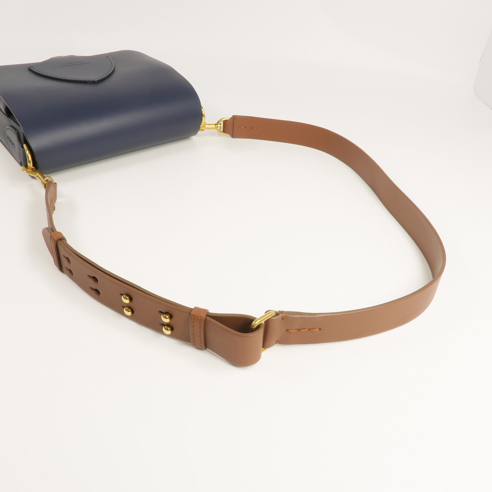 BURBERRY 牛皮皮革Square Satchel金扣肩背袋