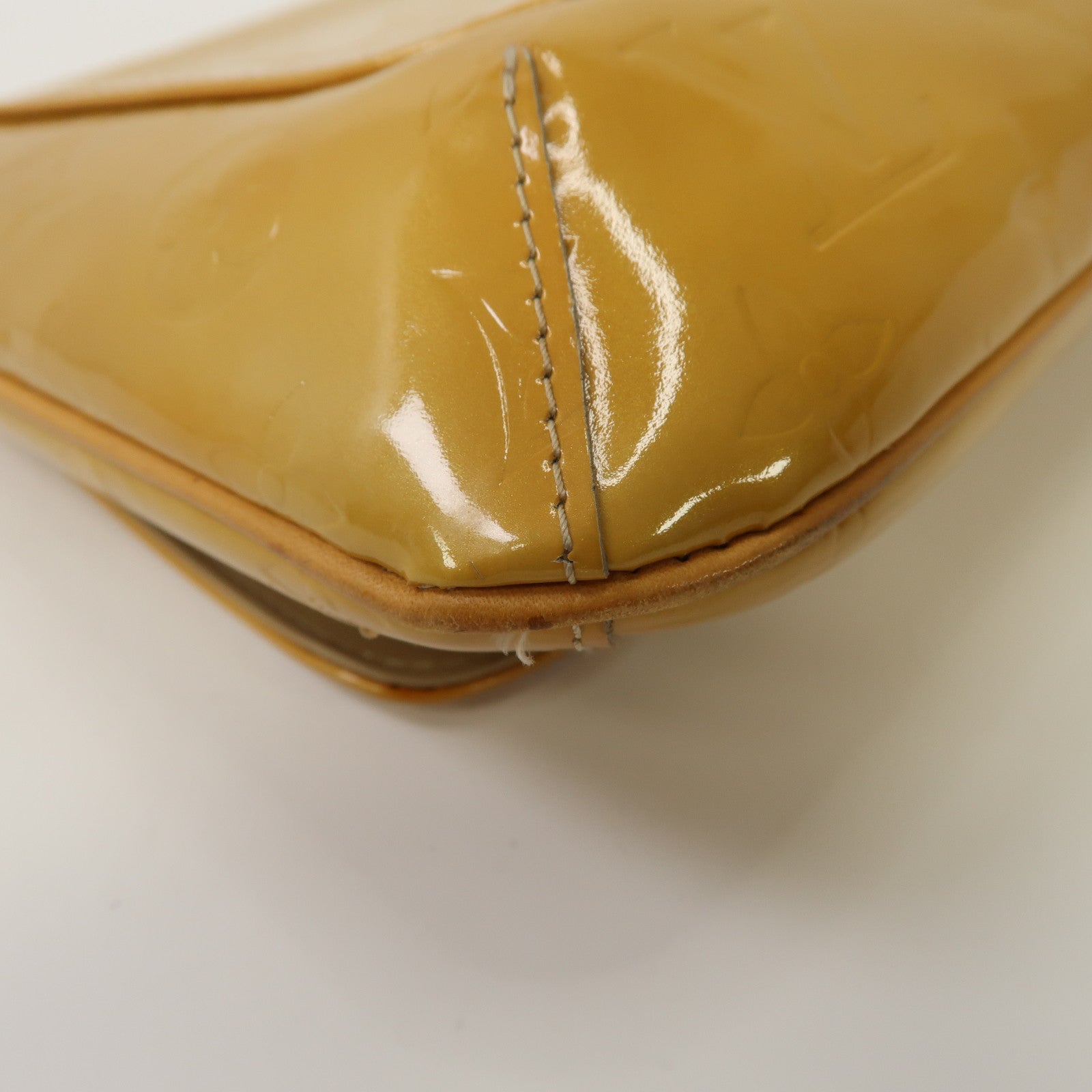 LOUIS VUITTON 【激減優惠】Monogram Vernis Thompson Street金扣肩背袋黃色