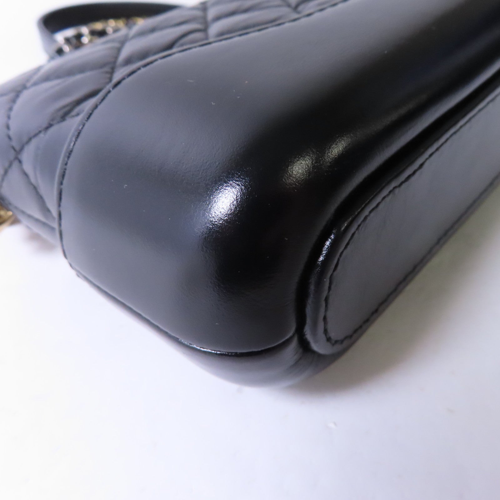 CHANEL 菱格牛皮皮革Gabrielle Clutch金/銀扣鏈帶肩背袋黑色