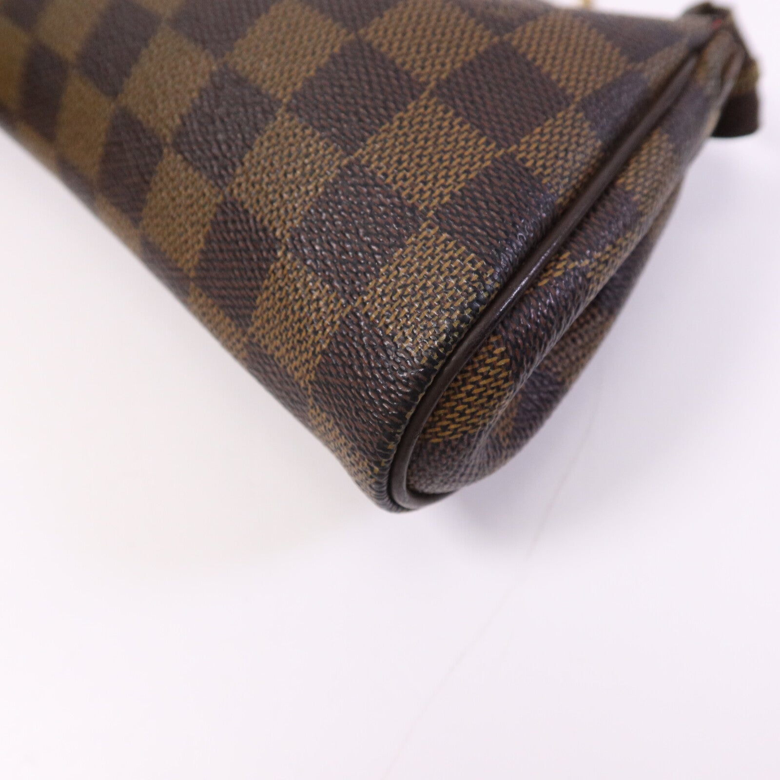 LOUIS VUITTON Damier Eva金扣鏈帶肩背袋
