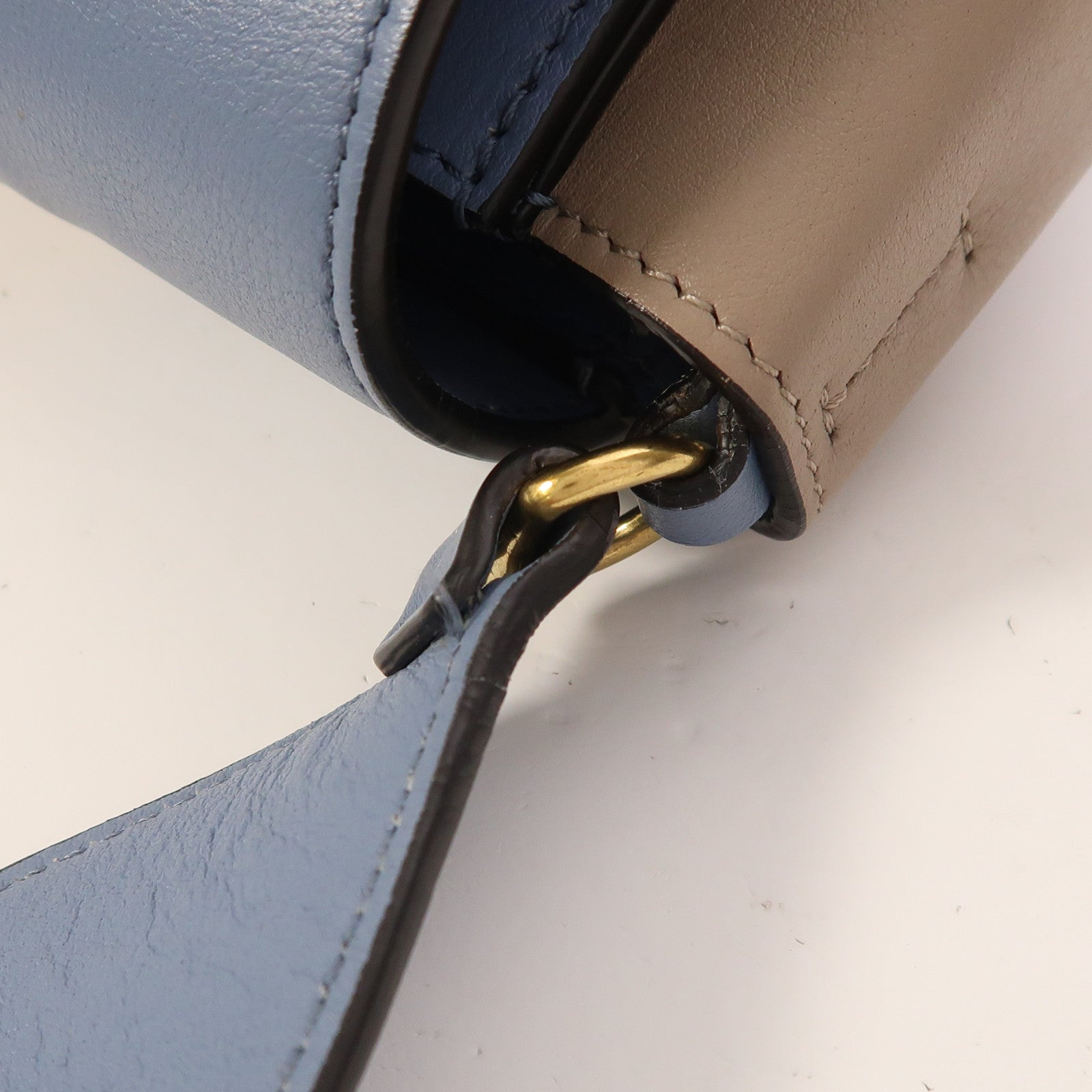 CELINE 牛皮皮革Frame金扣肩背袋