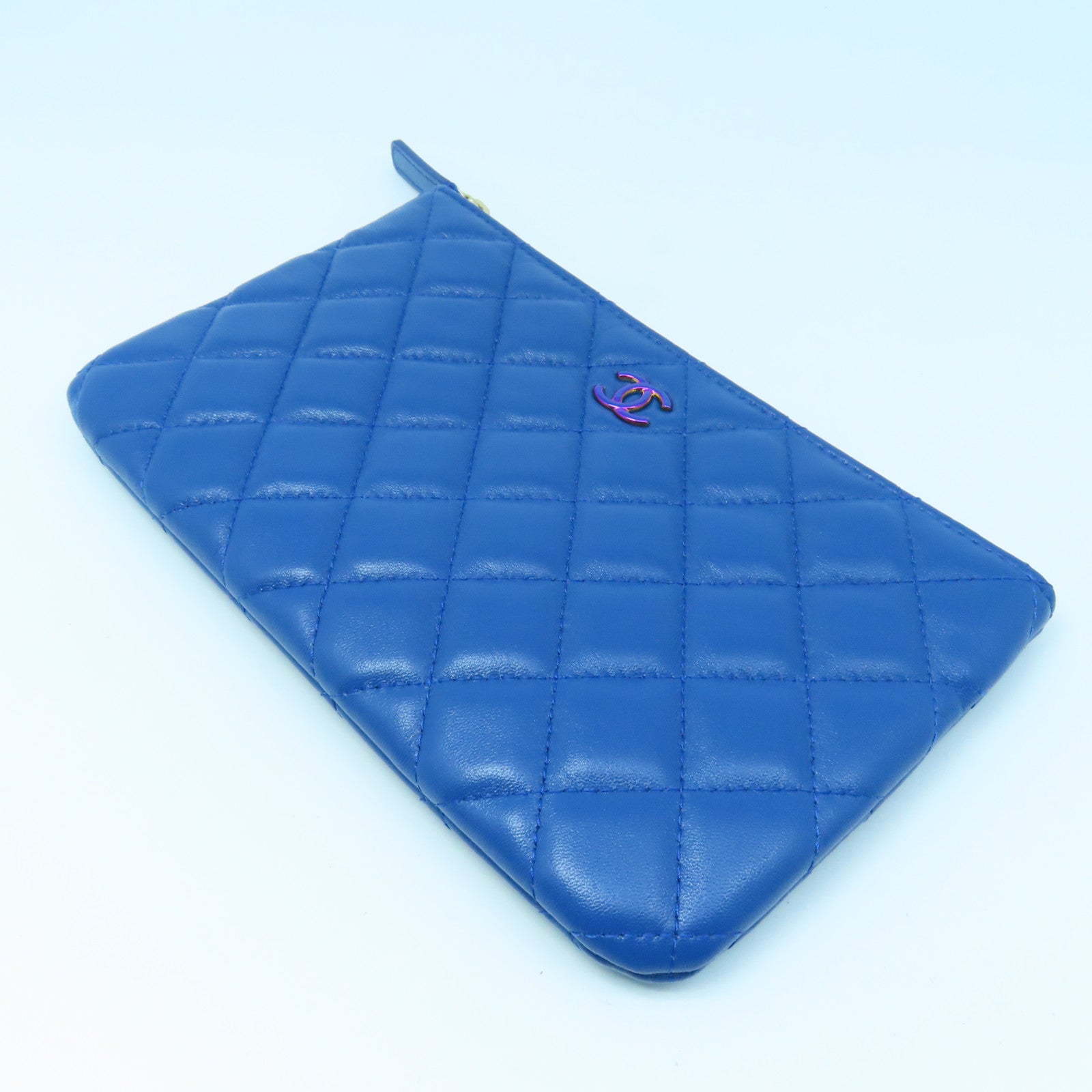 CHANEL diamond leather Pouch gold buckle clutch blue