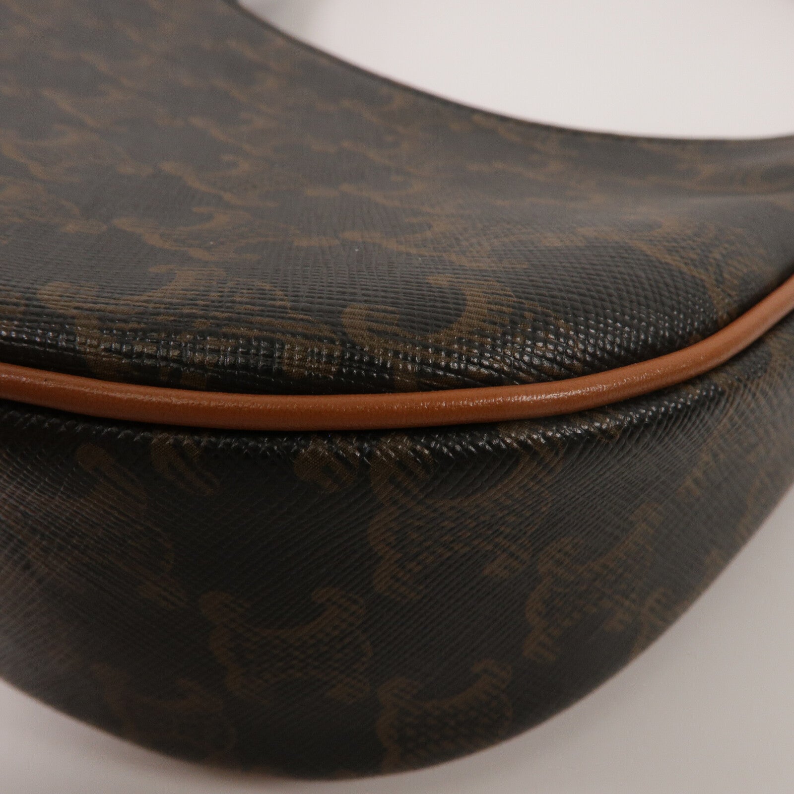 CELINE 塗層帆布Ava Medium Triomphe肩背袋