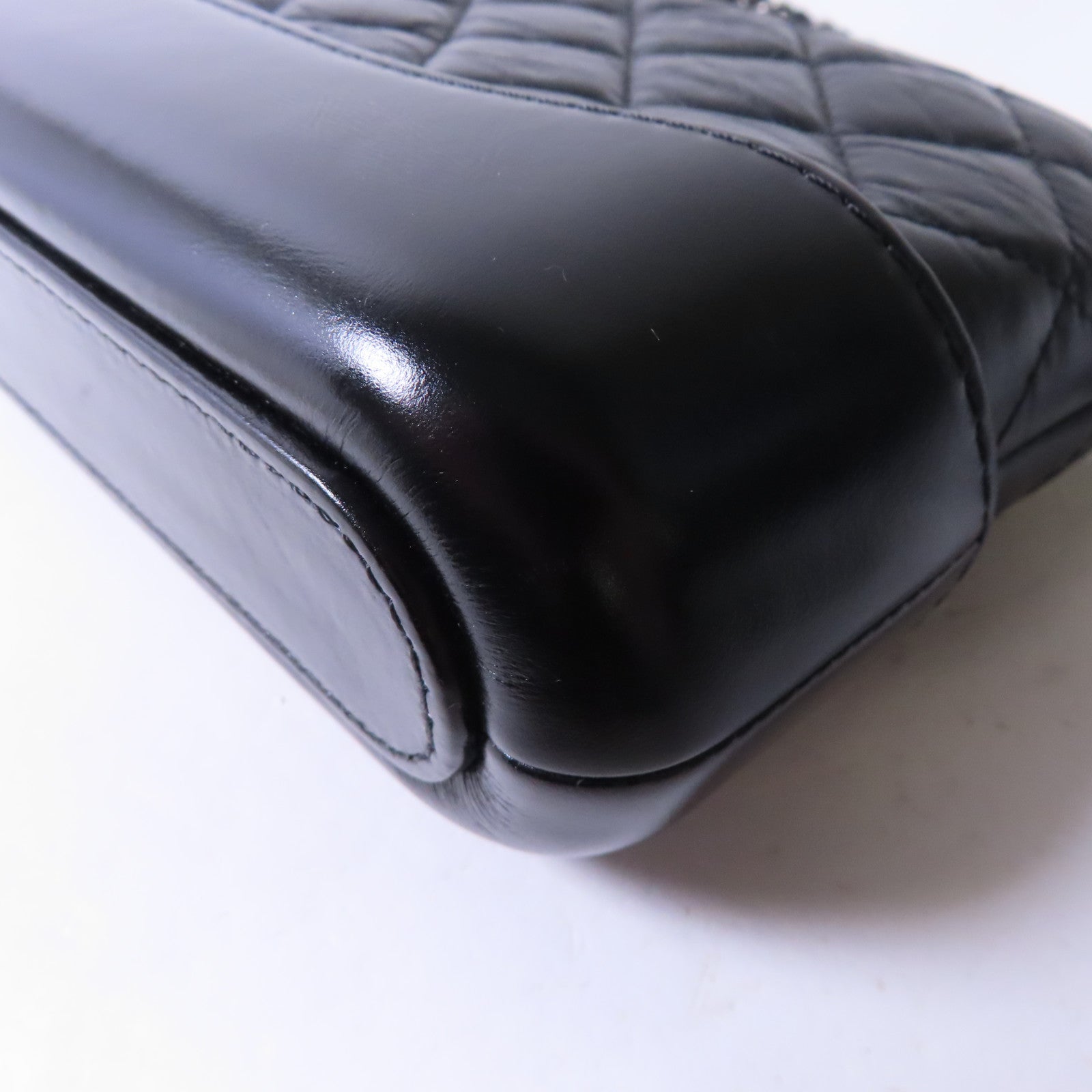 CHANEL 菱格牛皮皮革Gabrielle Clutch金/銀扣鏈帶肩背袋黑色