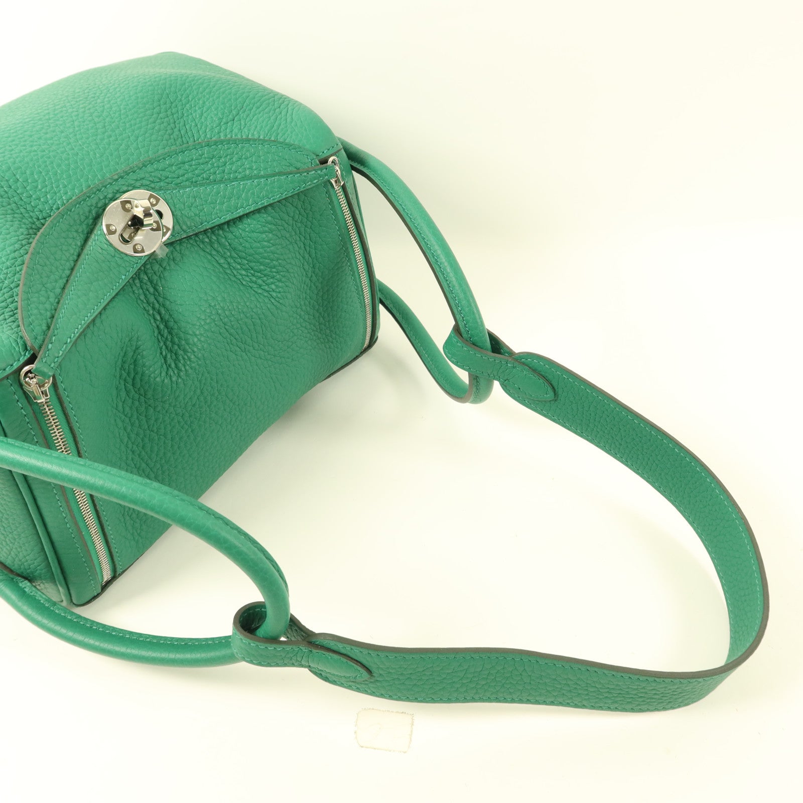HERMES 【激減優惠】Clemence皮革Lindy 26銀扣手挽肩背兩用袋Vert Vertigo