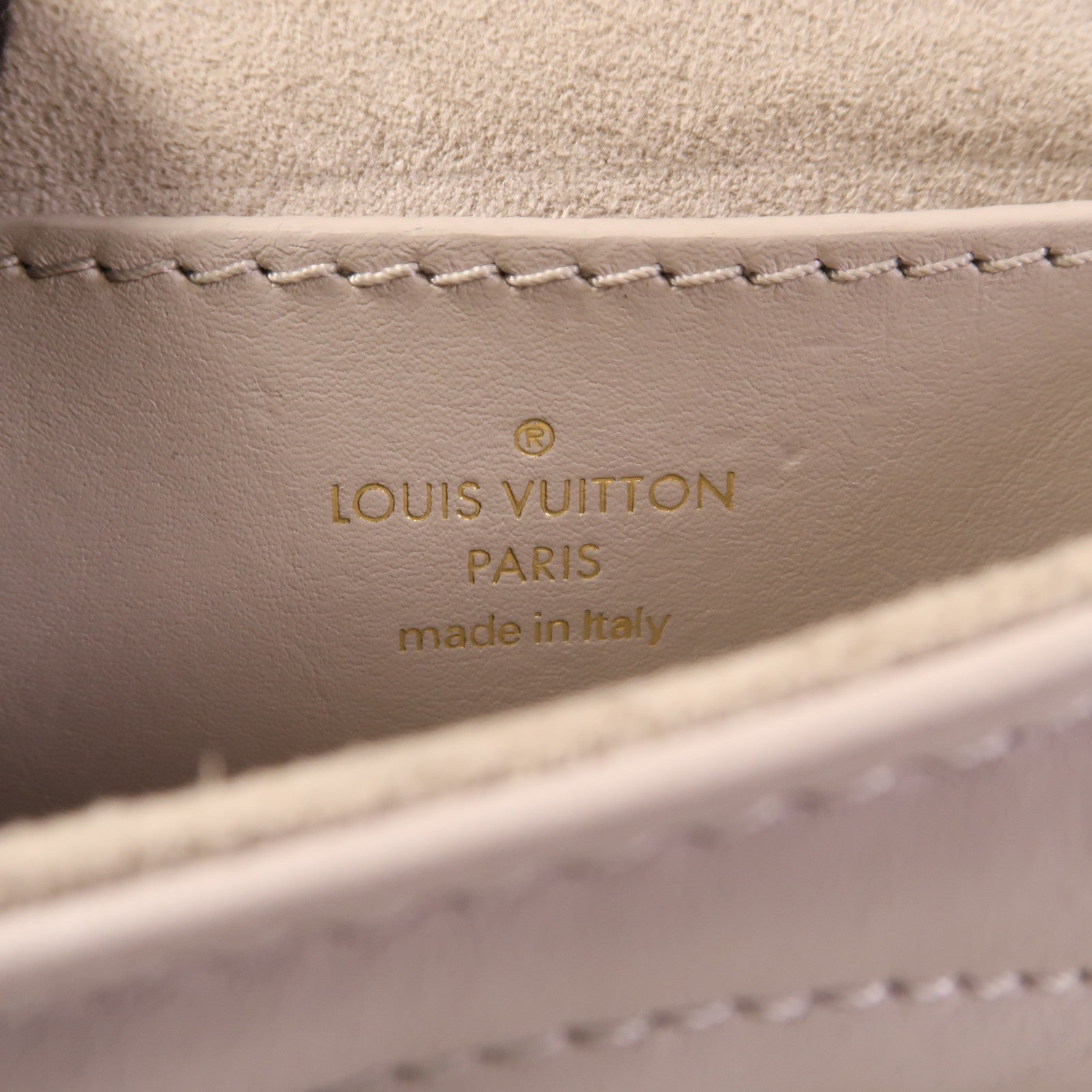 LOUIS VUITTON 牛皮皮革New Wave Multi-Pochette金扣手挽肩背兩用袋