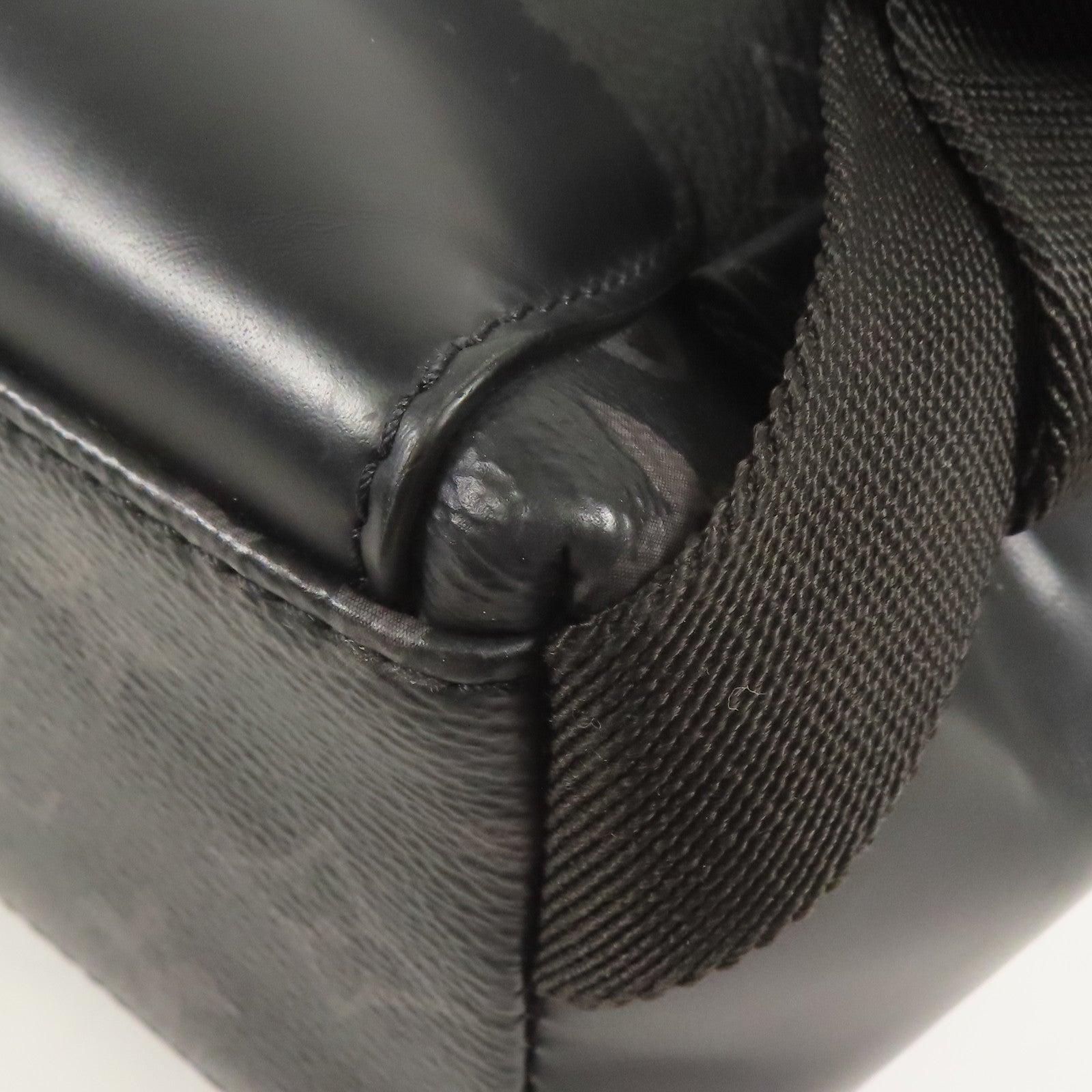 LOUIS VUITTON Monogram Eclipse Messenger PM Voyager銀扣肩背袋