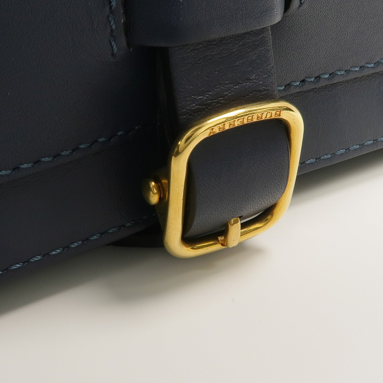 BURBERRY 牛皮皮革Square Satchel金扣肩背袋