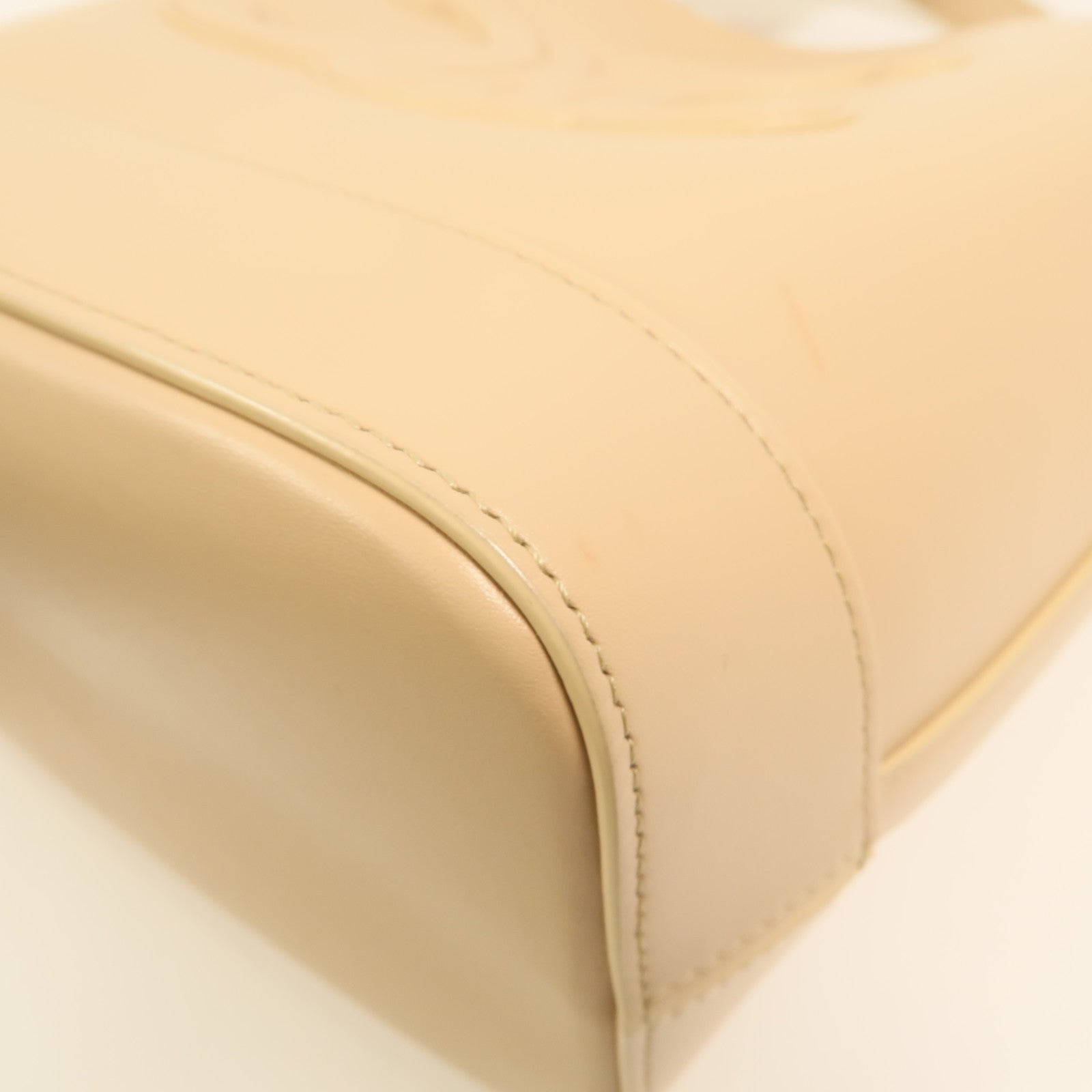 CELINE 牛皮皮革Cuir Triomphe金扣肩背袋