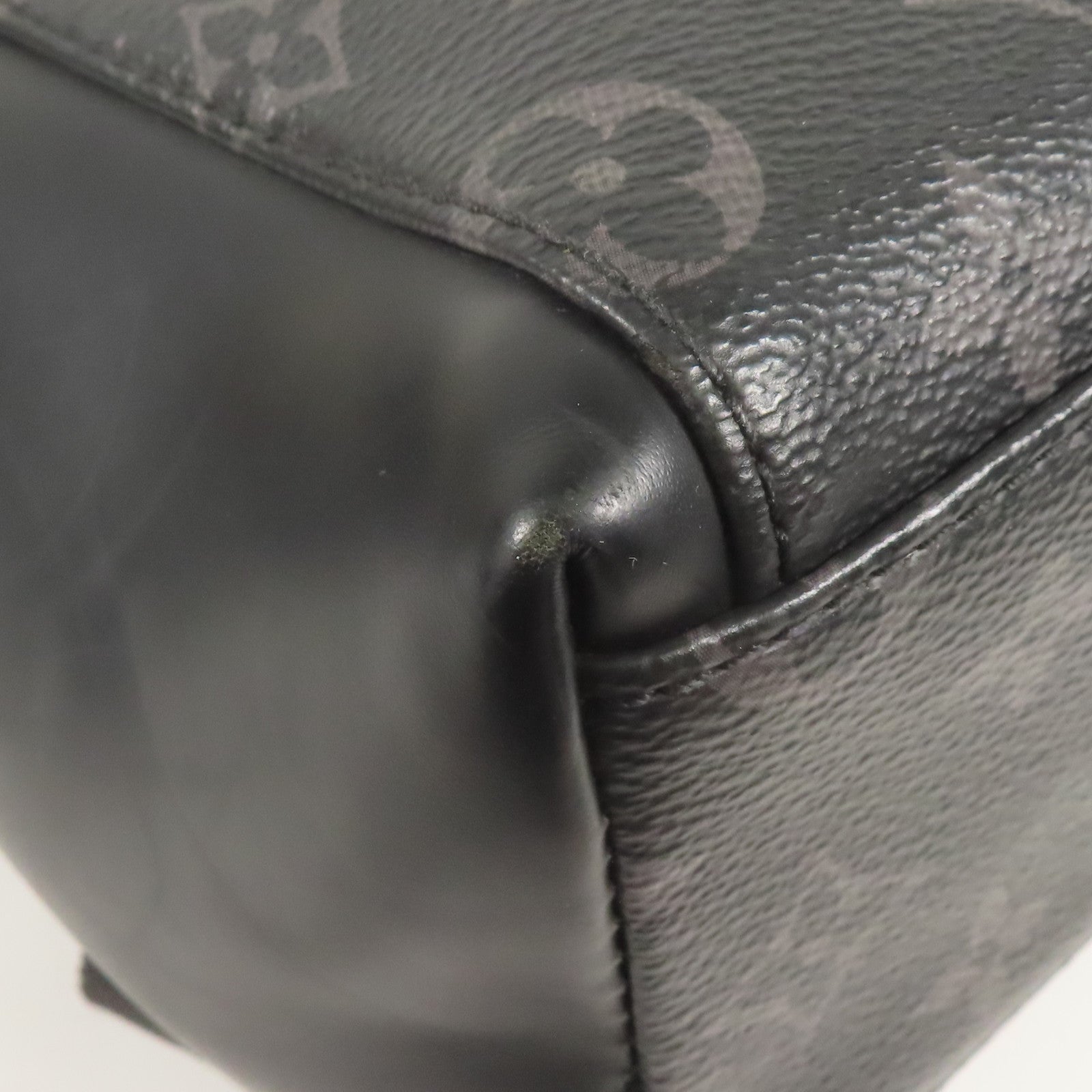 LOUIS VUITTON Monogram Eclipse Messenger PM Voyager銀扣肩背袋