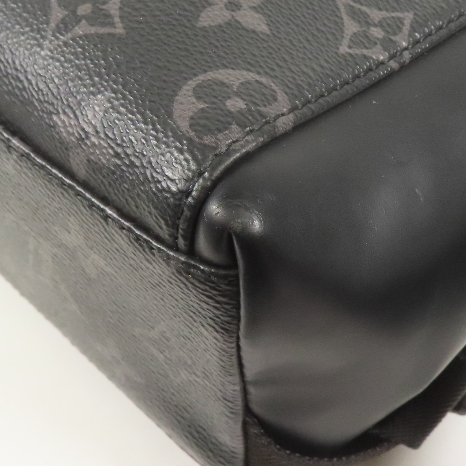 LOUIS VUITTON Monogram Eclipse Messenger PM Voyager銀扣肩背袋