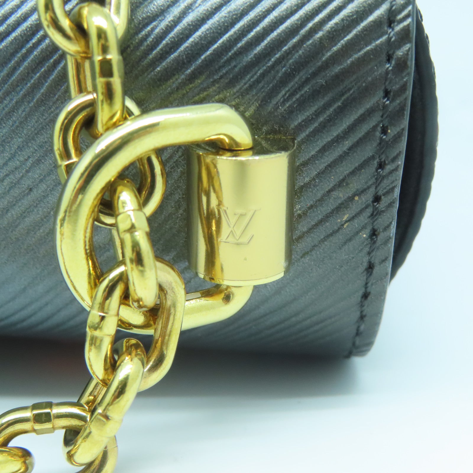 LOUIS VUITTON **【激減優惠】Epi Twist MM金扣鏈帶肩背袋灰色