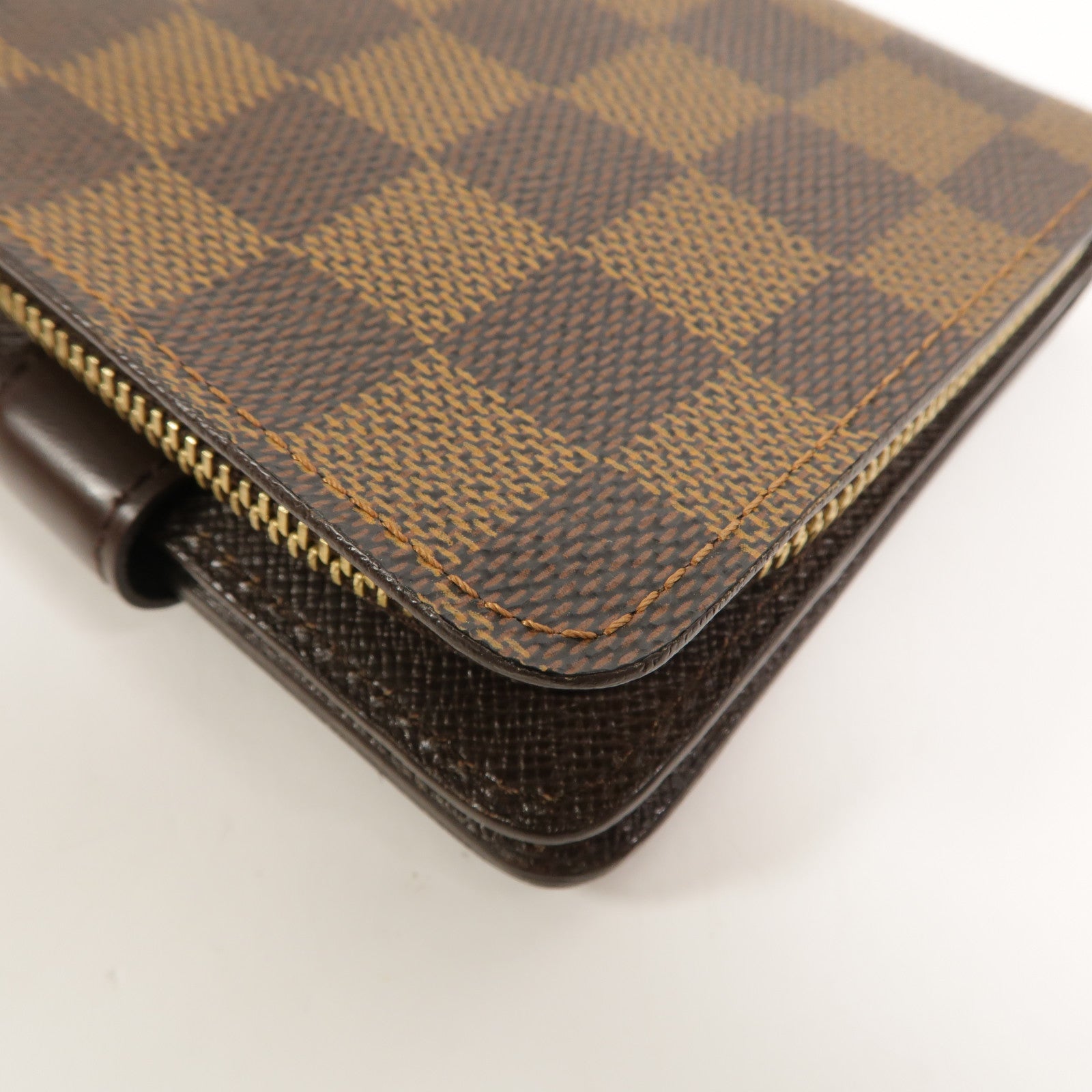 LOUIS VUITTON Damier Ebene Compact Zip Wallet錢包