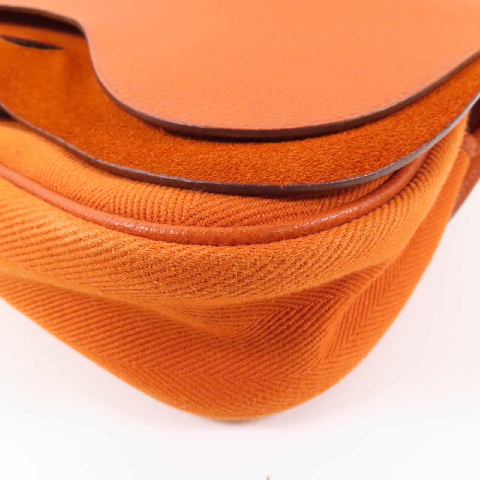 HERMES 帆布/牛皮皮革Sac Colorado銀扣肩背袋