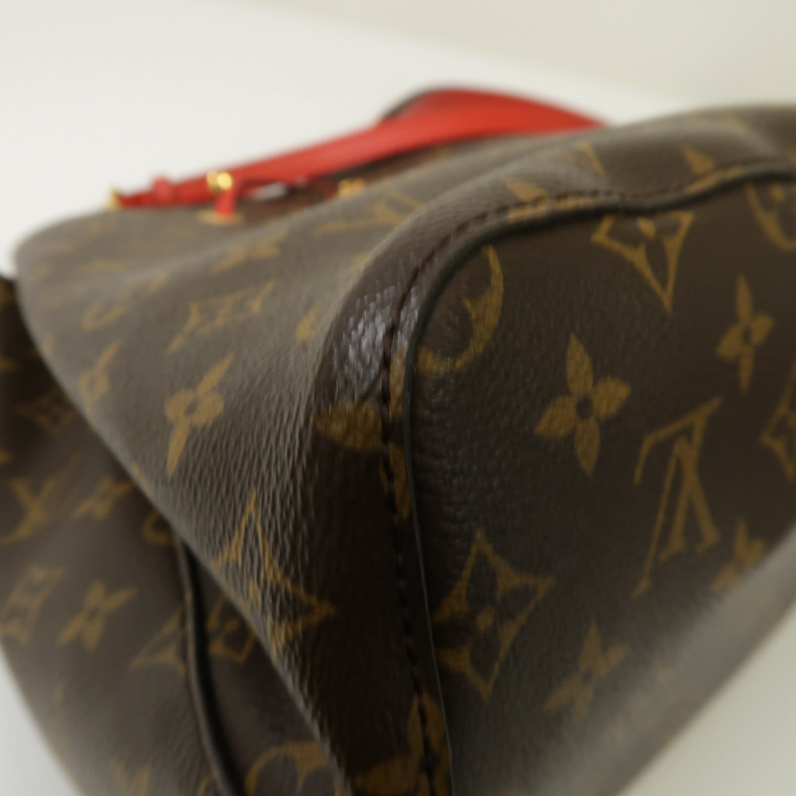 LOUIS VUITTON Monogram NeoNoe MM金扣肩背袋啡色/紅色