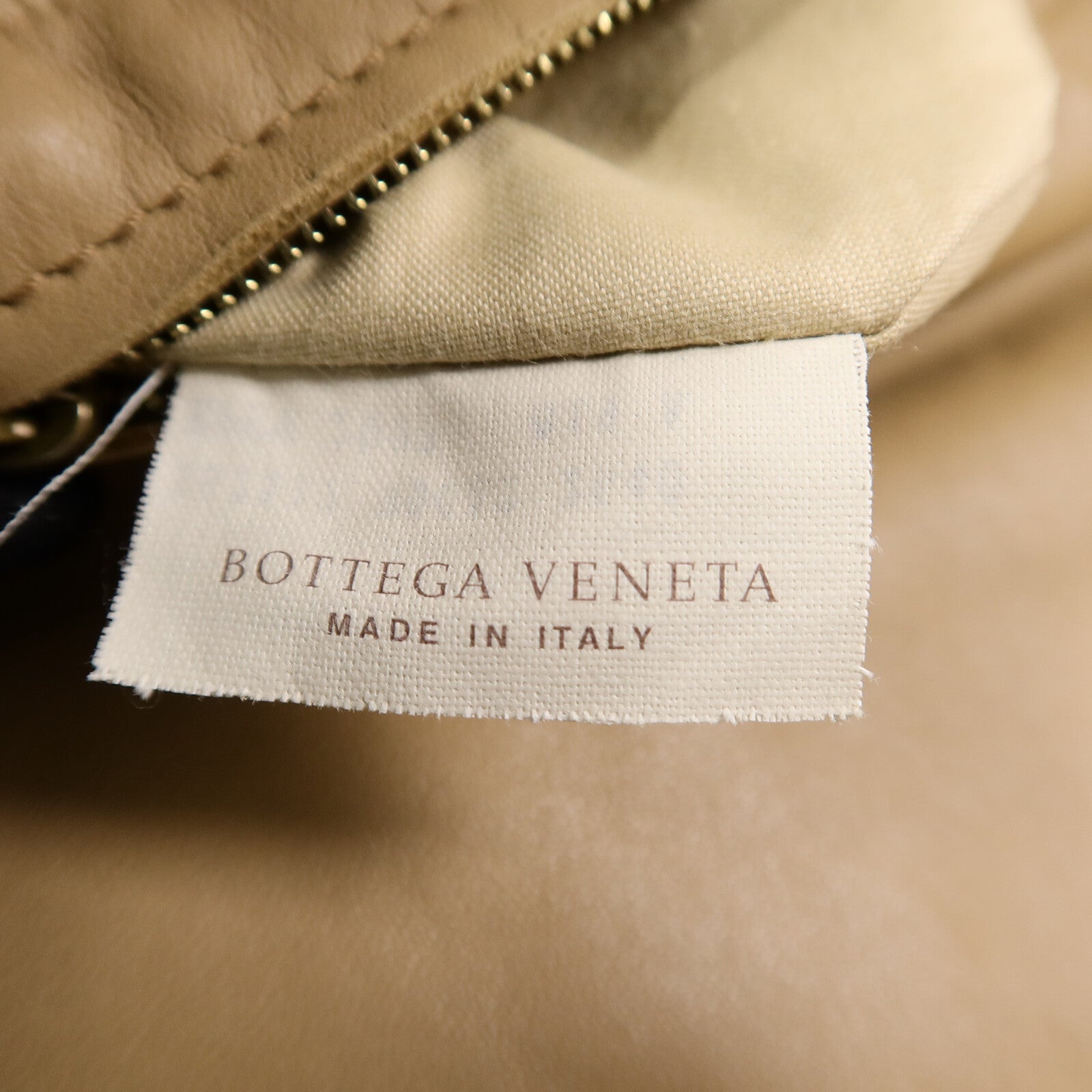 BOTTEGA VENETA 羊皮皮革Shoulder Bag肩背袋