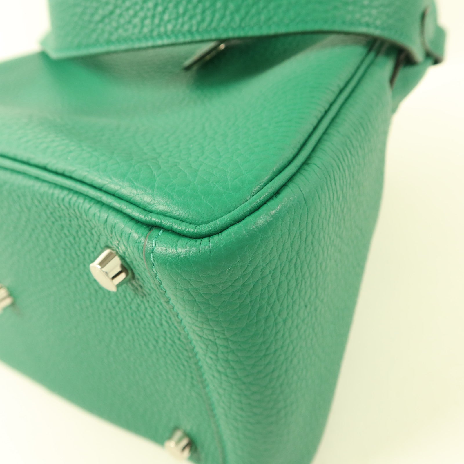 HERMES 【激減優惠】Clemence皮革Lindy 26銀扣手挽肩背兩用袋Vert Vertigo
