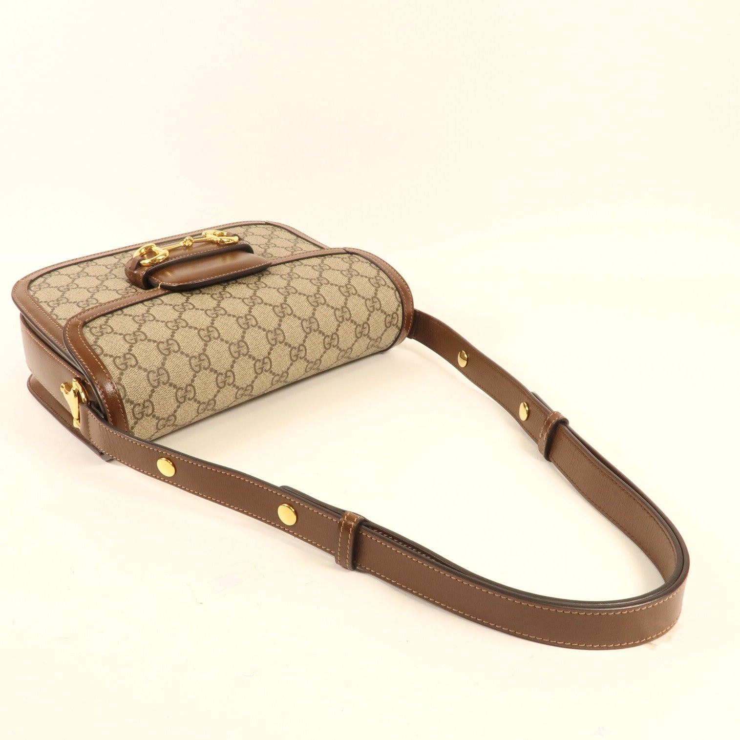 GUCCI 塗層皮革Morsebit 1955金扣肩背袋