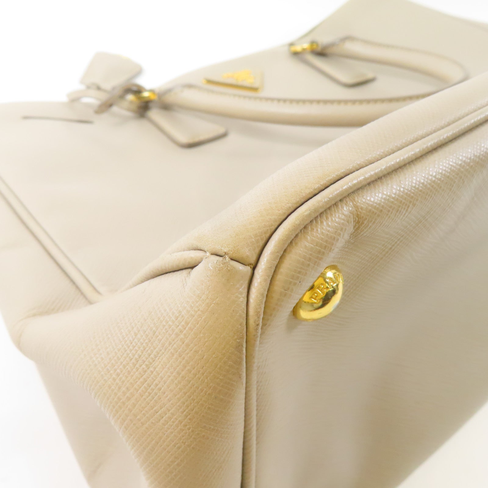 PRADA 牛皮皮革Saffiano Lux金扣手挽袋灰色