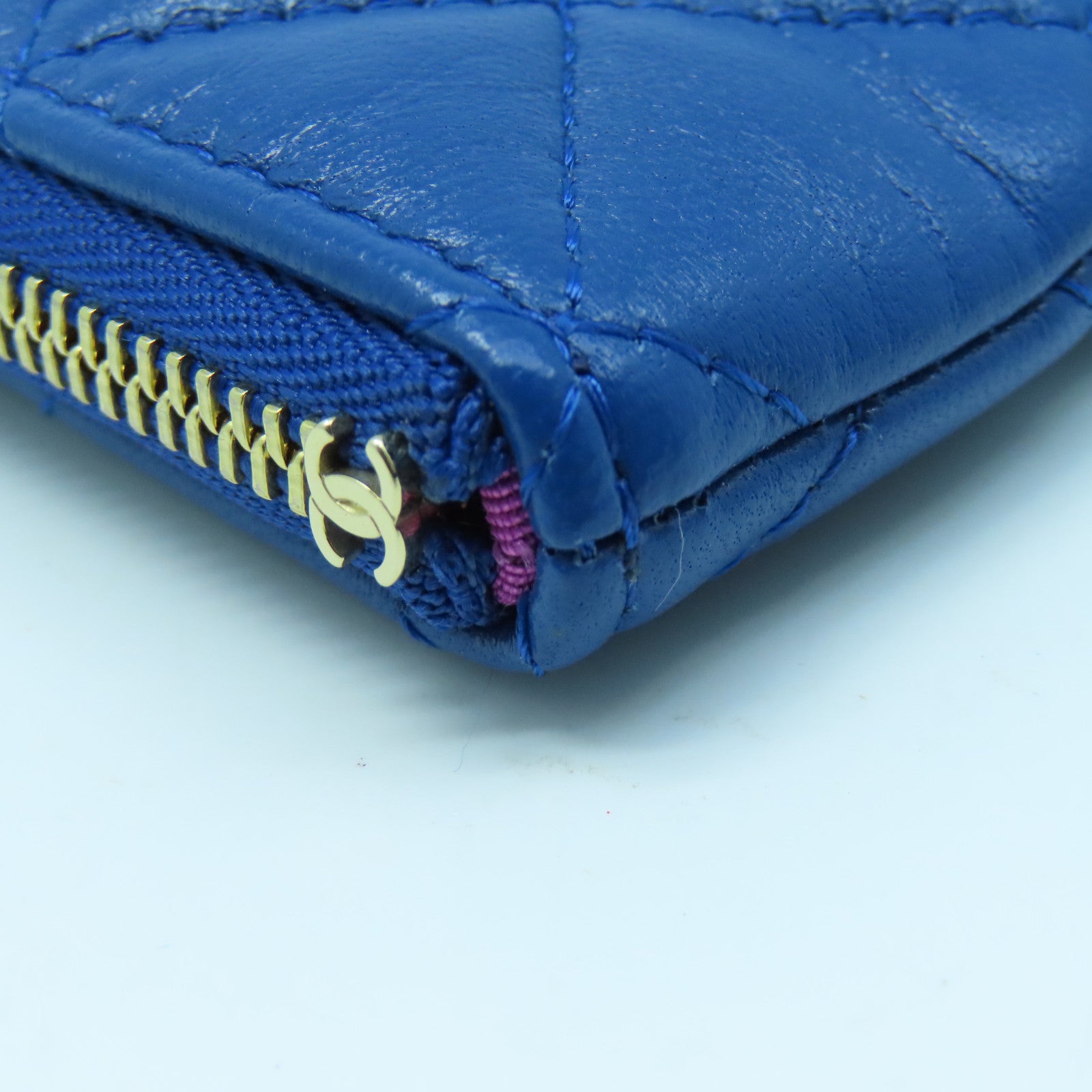 CHANEL diamond leather Pouch gold buckle clutch blue