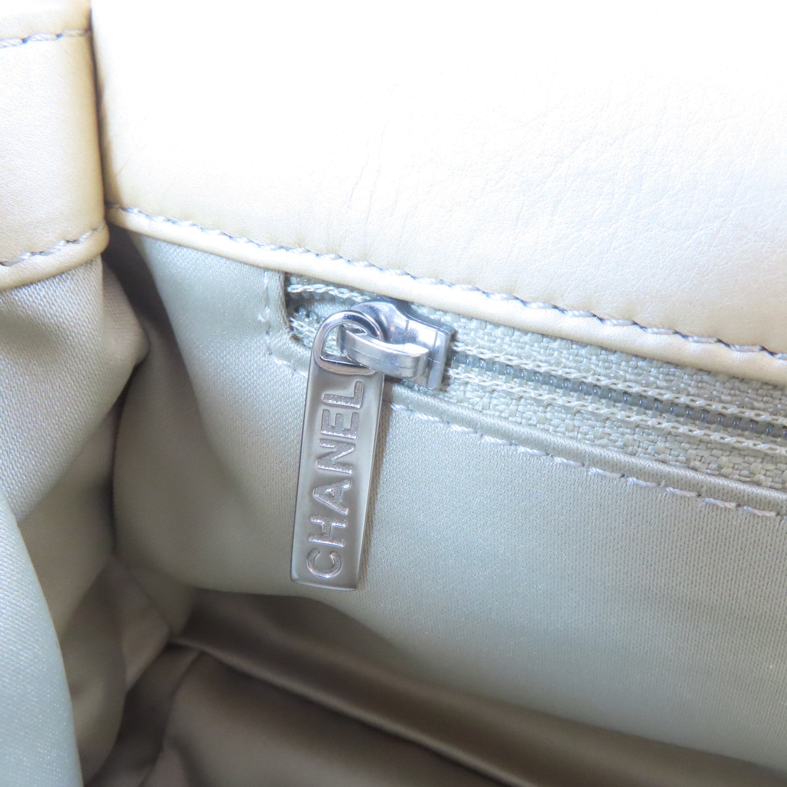 CHANEL 菱格羊皮皮革Chain Shoulder Bag銀扣鏈帶肩背袋金色