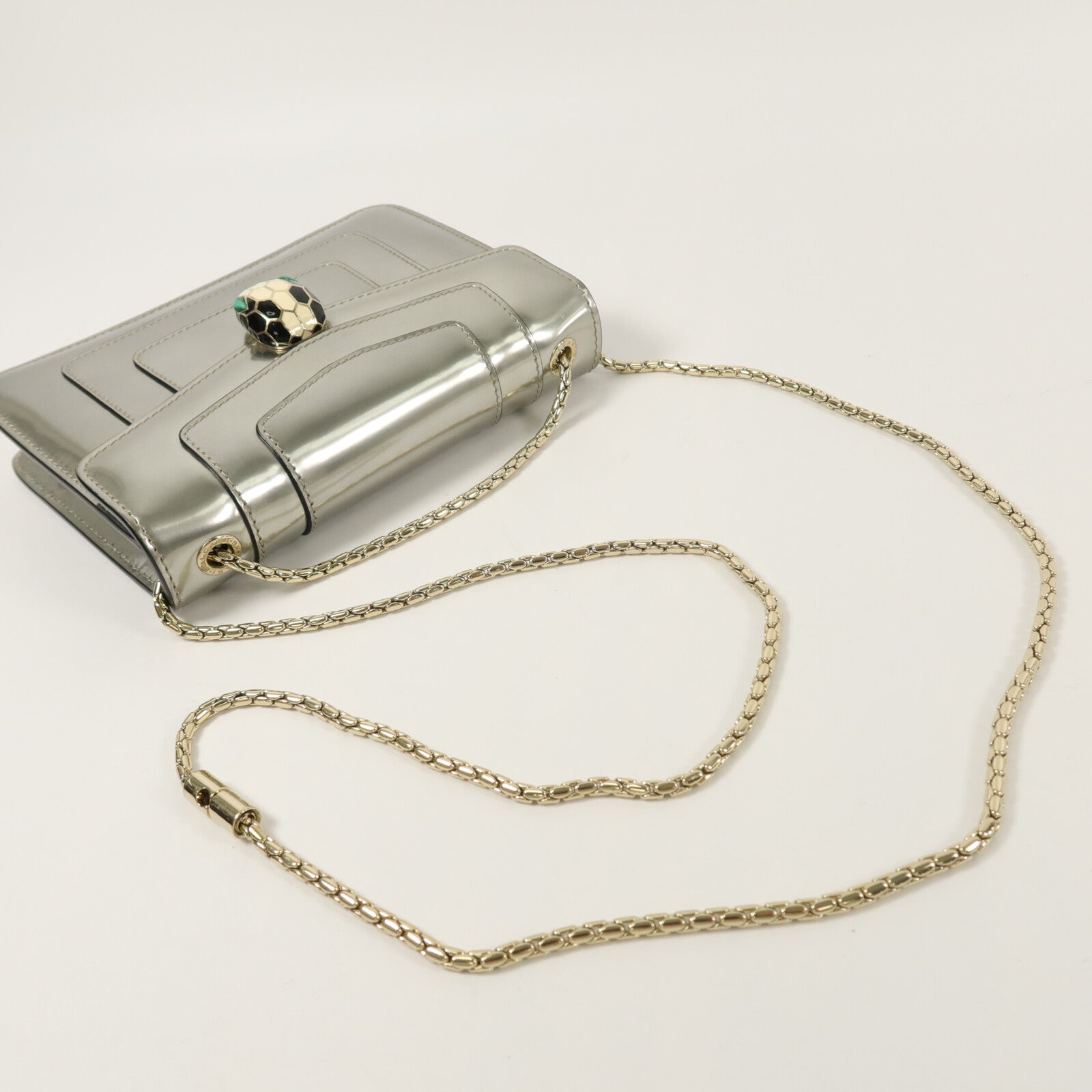 BVLGARI 牛皮皮革Serpenti Forever Small Crossbody鏈帶肩背袋