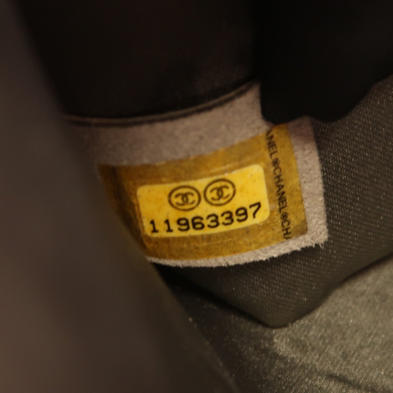 CHANEL 【激減優惠】漆皮皮革Chain Shoulder銀扣鏈帶肩背袋