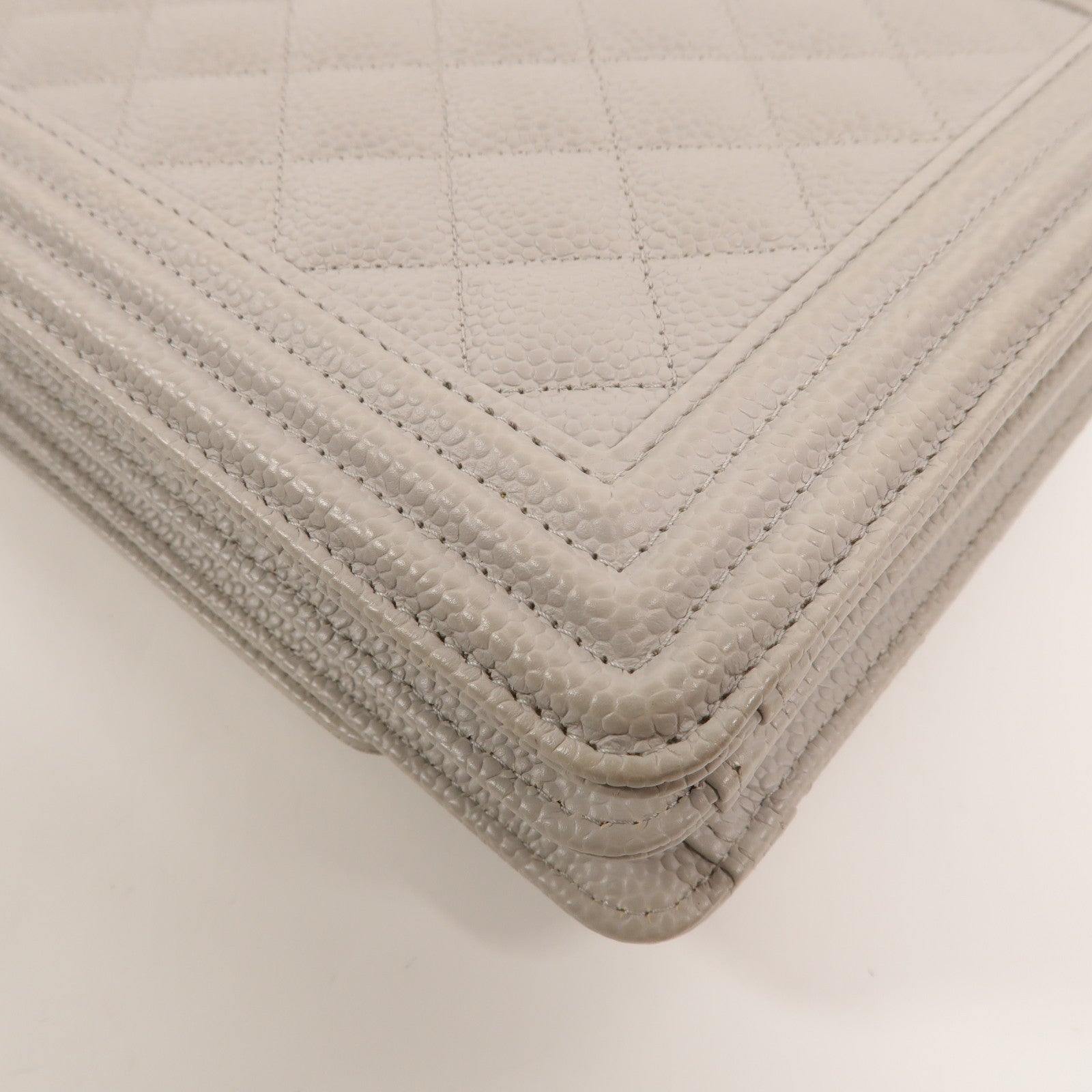 CHANEL 牛皮皮革North South Boy鏈帶肩背袋