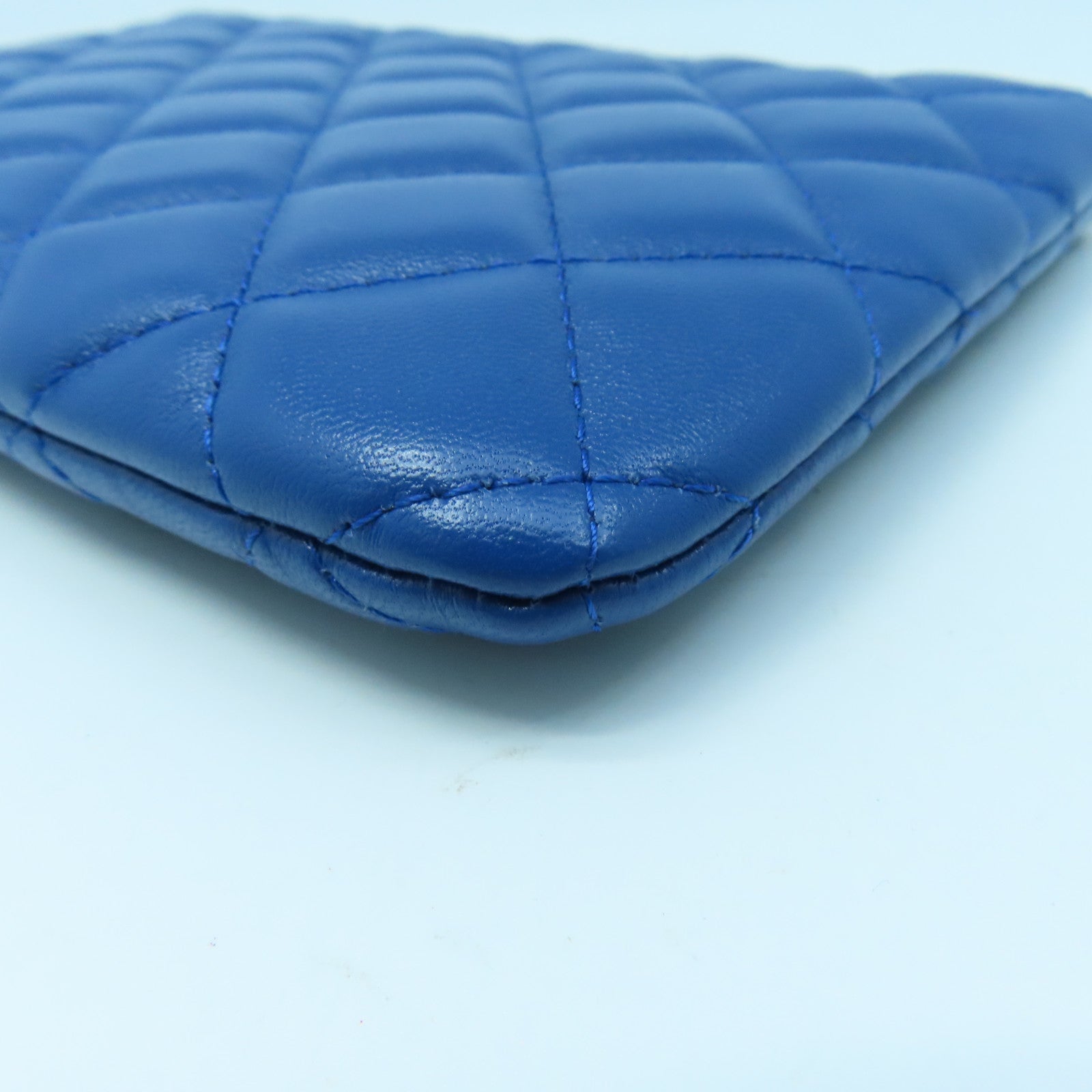 CHANEL diamond leather Pouch gold buckle clutch blue