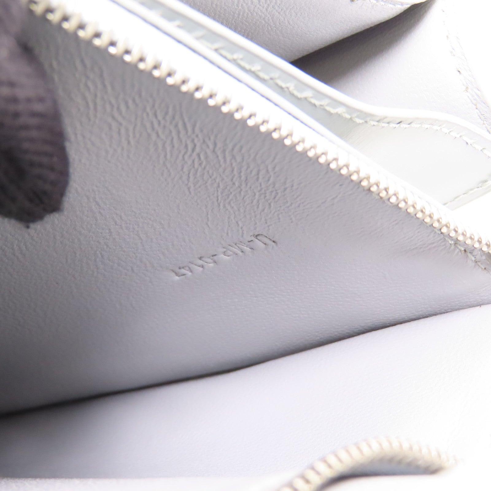 CELINE 【激減優惠】牛皮皮革Classic Box銀扣肩背袋